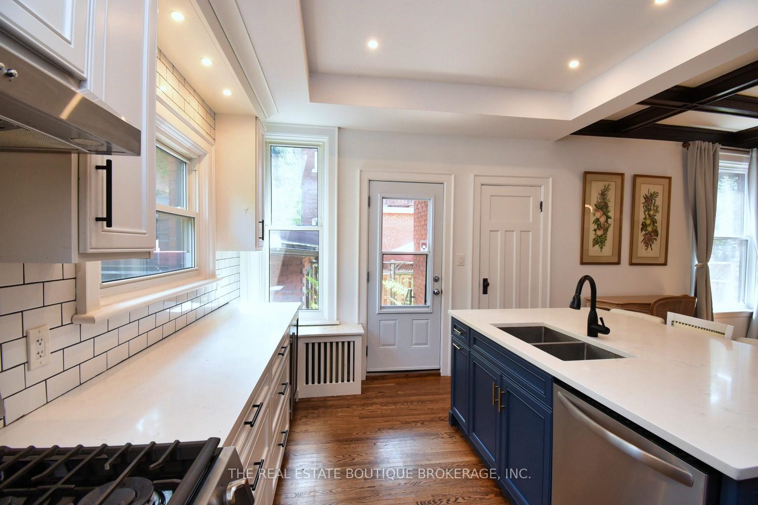 Photo 14 of 185 Fairleigh Avenue S, Hamilton, Blakeley — HOMEH