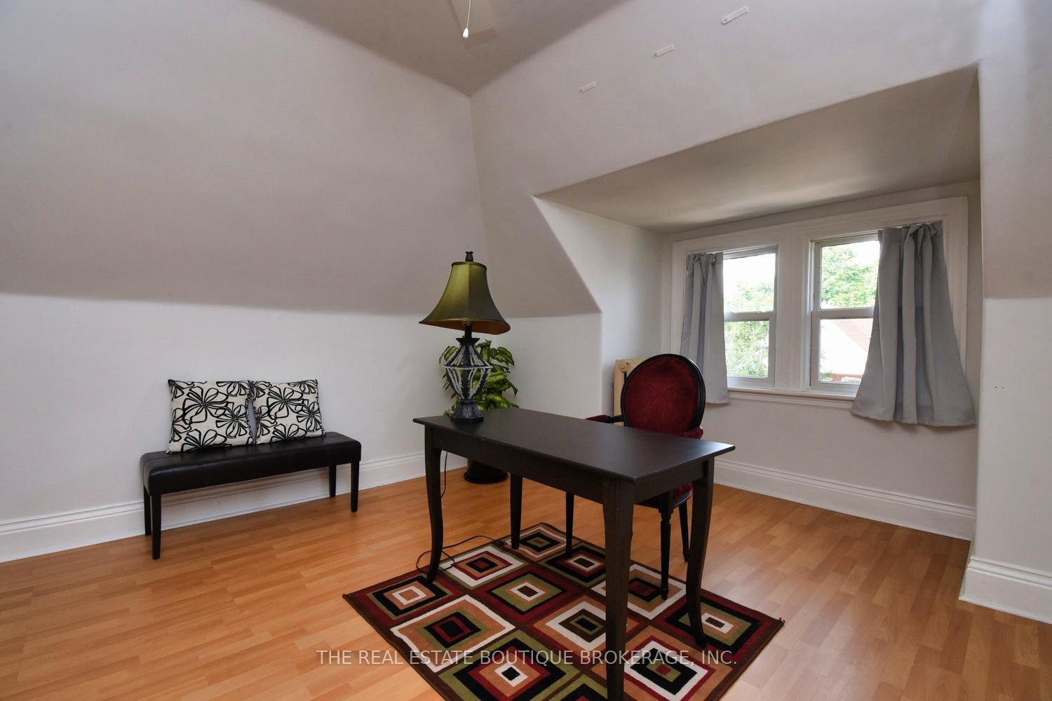 Photo 29 of 185 Fairleigh Avenue S, Hamilton, Blakeley — HOMEH