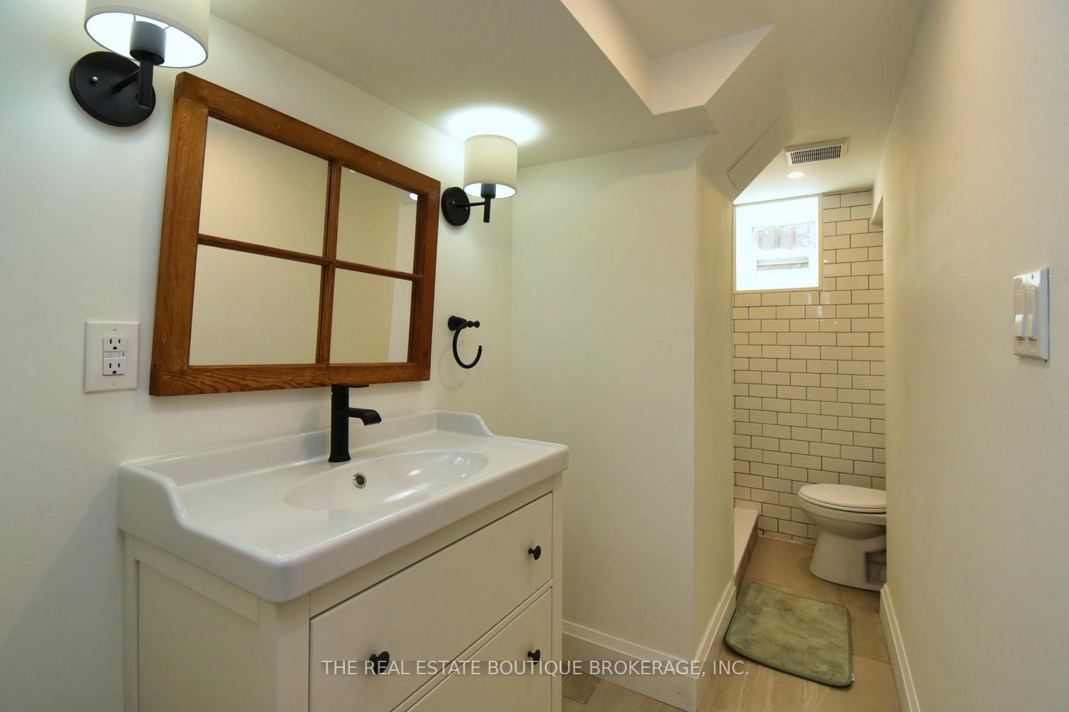 Photo 33 of 185 Fairleigh Avenue S, Hamilton, Blakeley — HOMEH