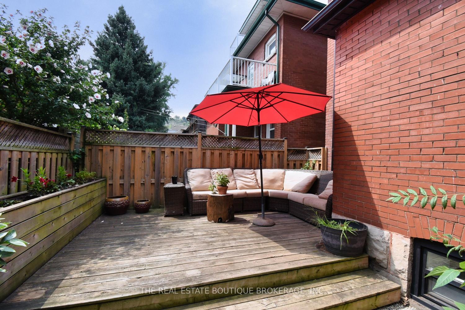 Photo 37 of 185 Fairleigh Avenue S, Hamilton, Blakeley — HOMEH