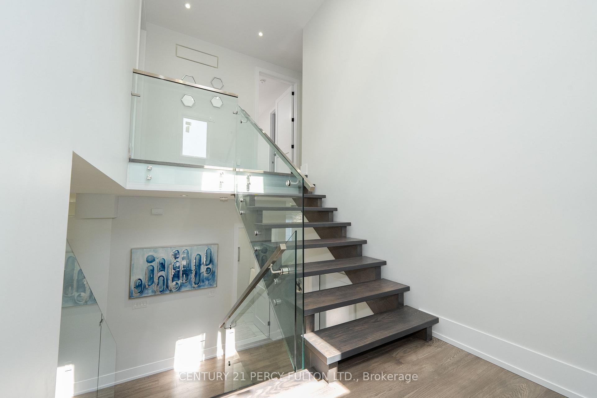 Photo 10 of 60 Boem Avenue, Scarborough, Wexford-Maryvale — HOMEH