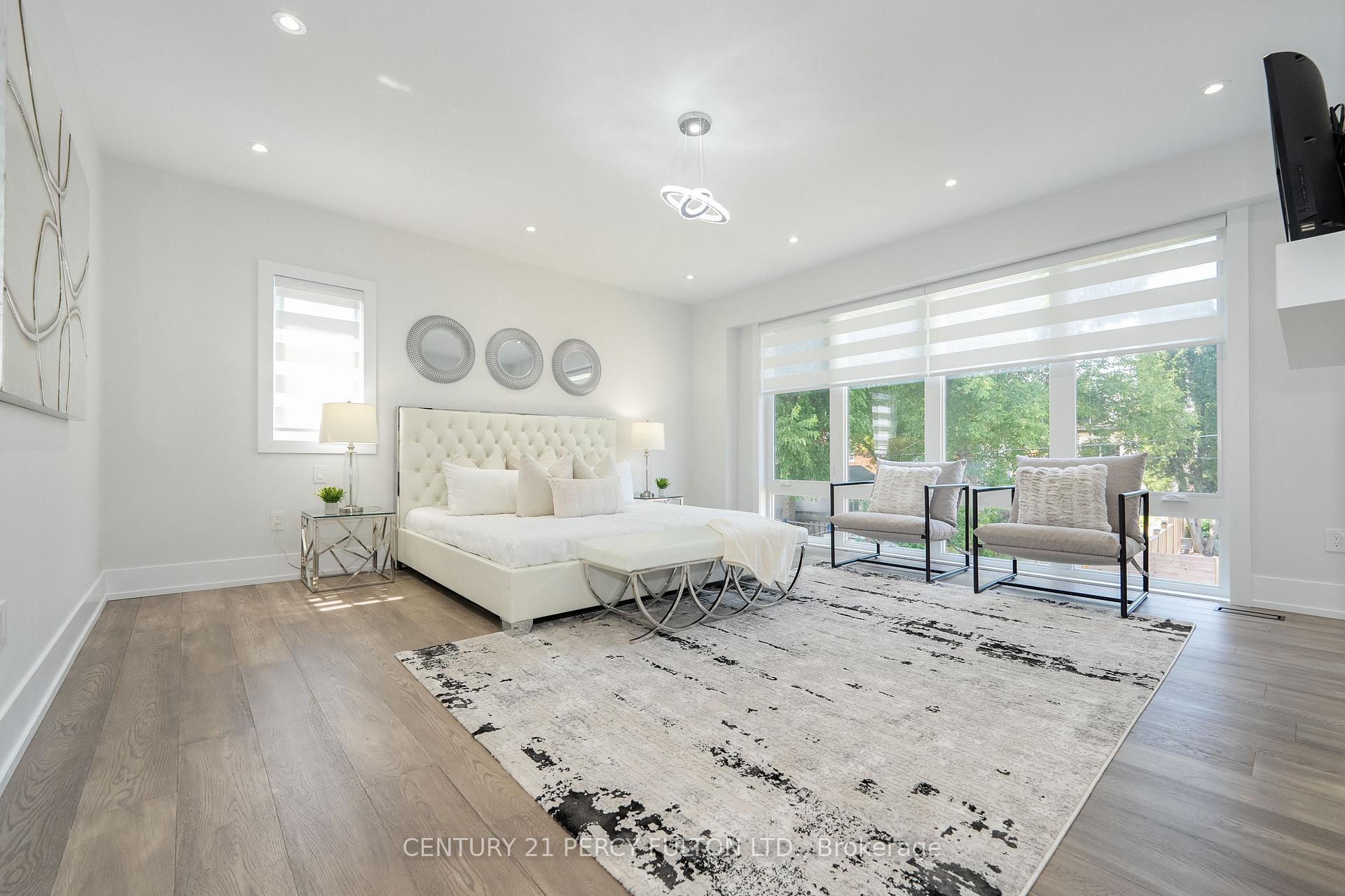 Photo 38 of 60 Boem Avenue, Scarborough, Wexford-Maryvale — HOMEH