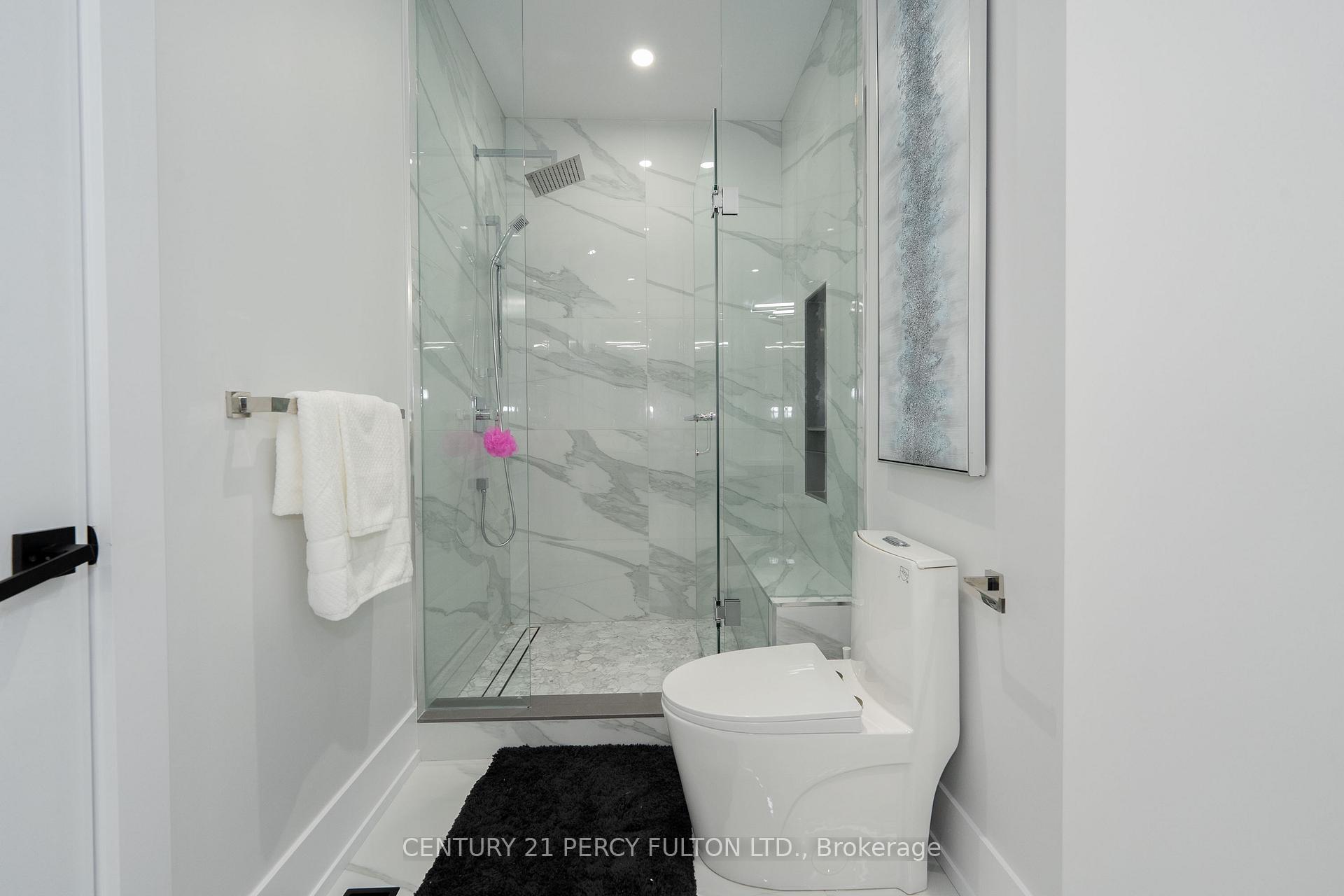 Photo 32 of 60 Boem Avenue, Scarborough, Wexford-Maryvale — HOMEH