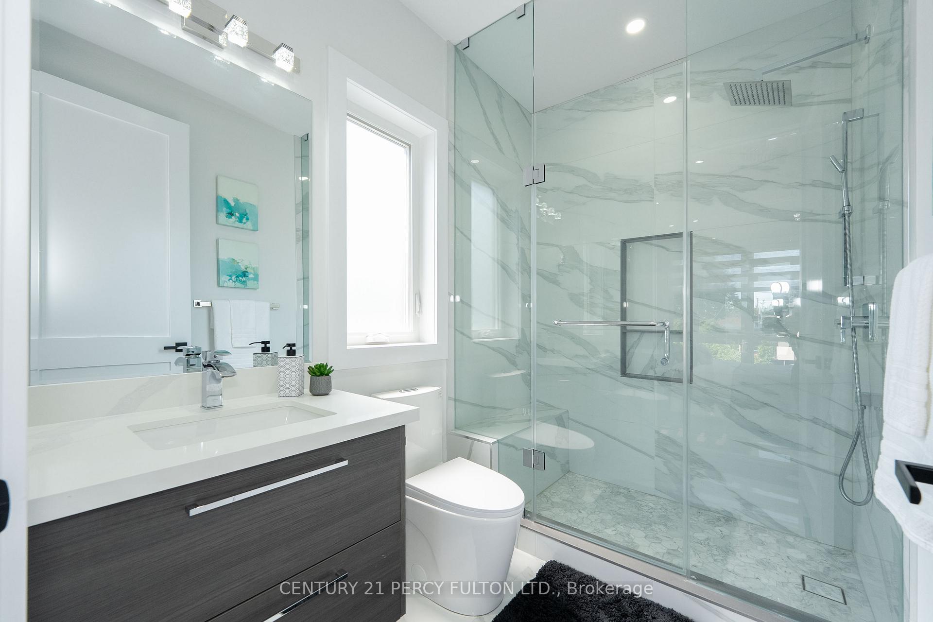 Photo 22 of 60 Boem Avenue, Scarborough, Wexford-Maryvale — HOMEH