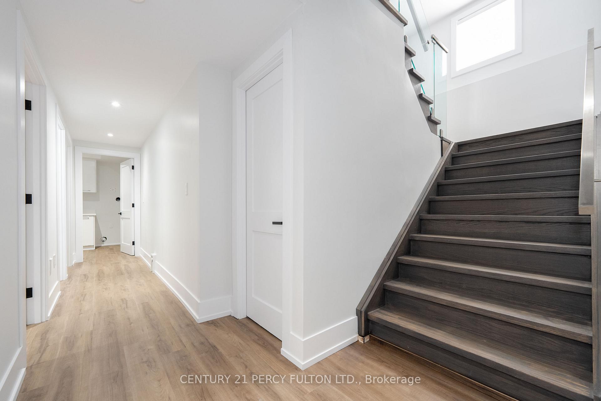 Photo 27 of 60 Boem Avenue, Scarborough, Wexford-Maryvale — HOMEH