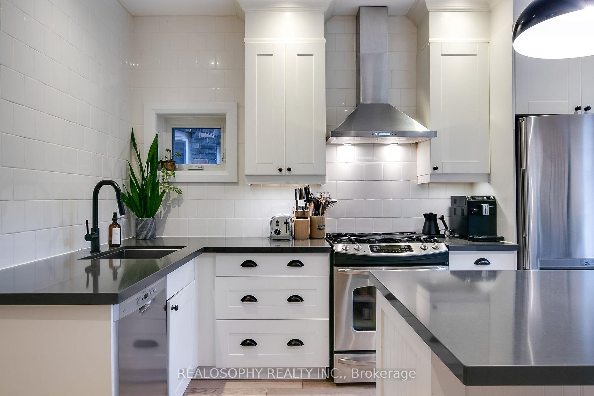 Photo 13 of 25 Coady Avenue, Toronto, South Riverdale — HOMEH