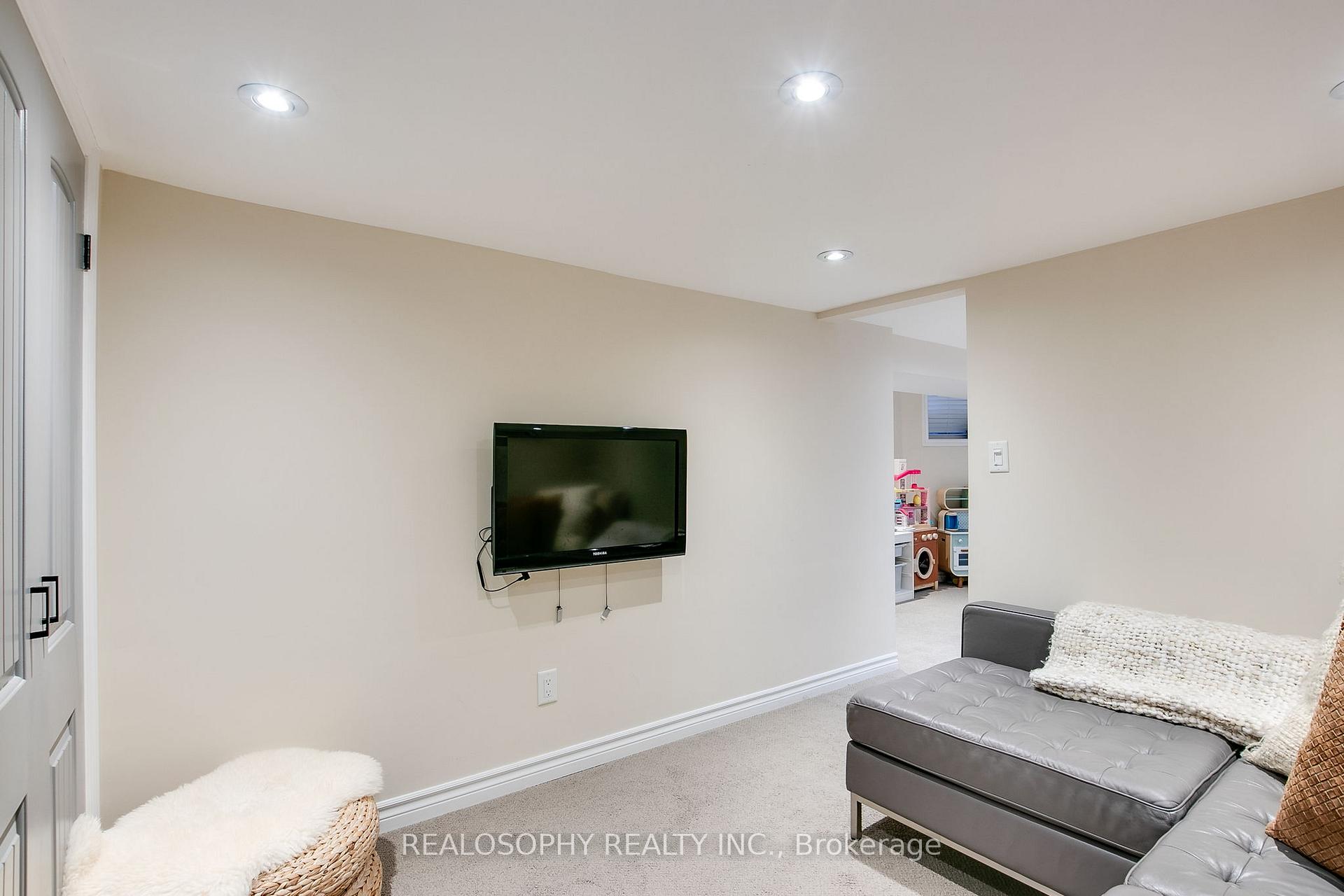 Photo 32 of 25 Coady Avenue, Toronto, South Riverdale — HOMEH