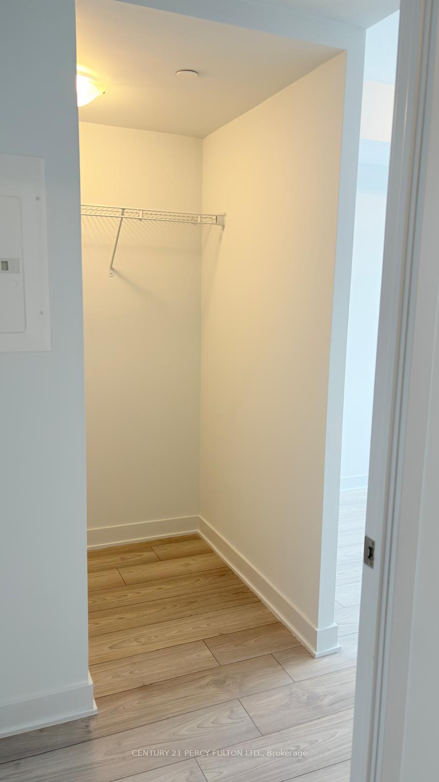 Photo 3 of Unit 5103, 2920 Highway 7 Road, Vaughan, Concord — HOMEH