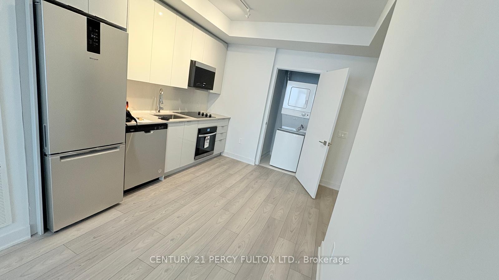Photo 7 of Unit 5103, 2920 Highway 7 Road, Vaughan, Concord — HOMEH