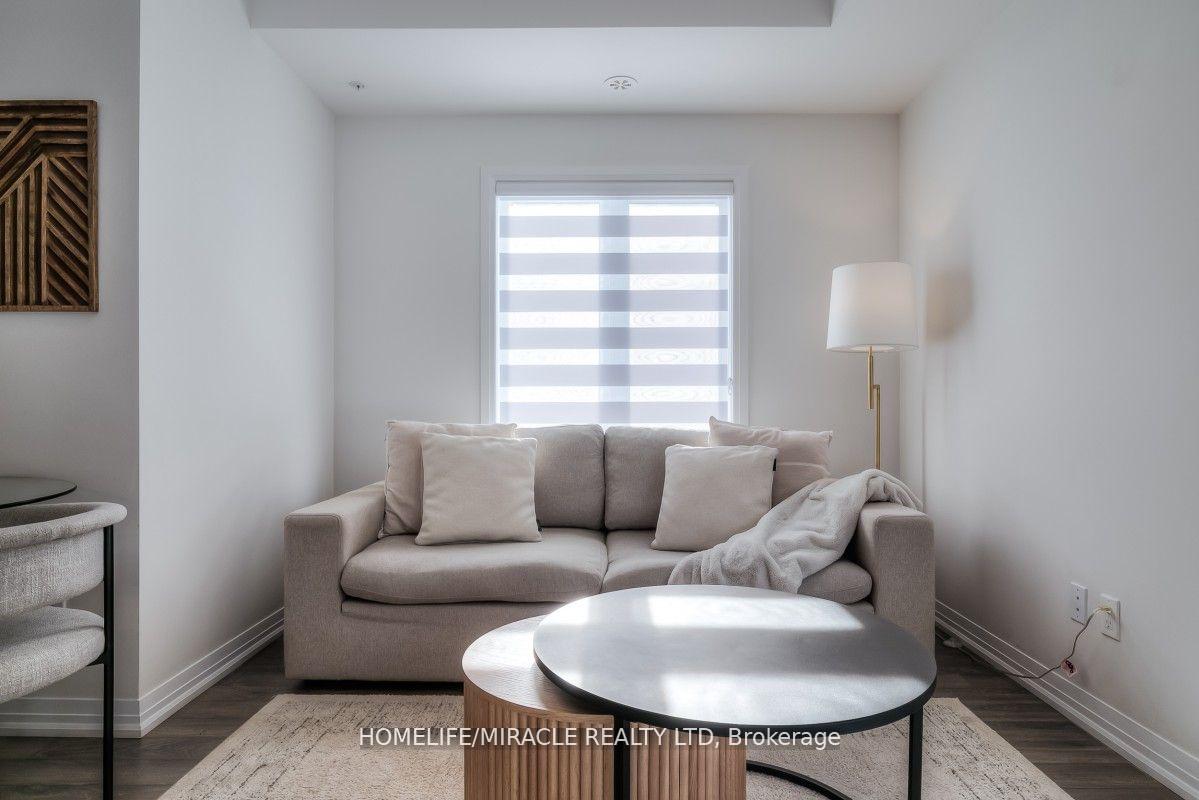 Photo 3 of Unit 301, 2635 William Jackson Drive, Pickering, Duffin Heights — HOMEH