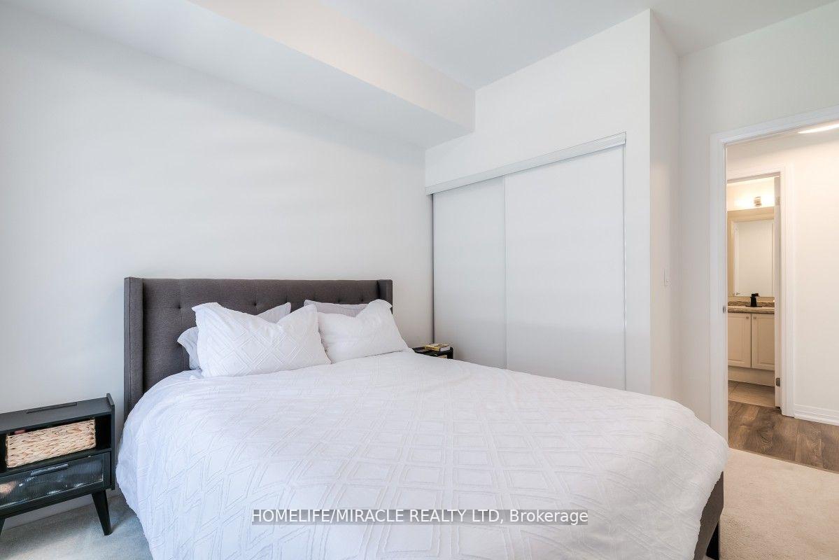 Photo 7 of Unit 301, 2635 William Jackson Drive, Pickering, Duffin Heights — HOMEH