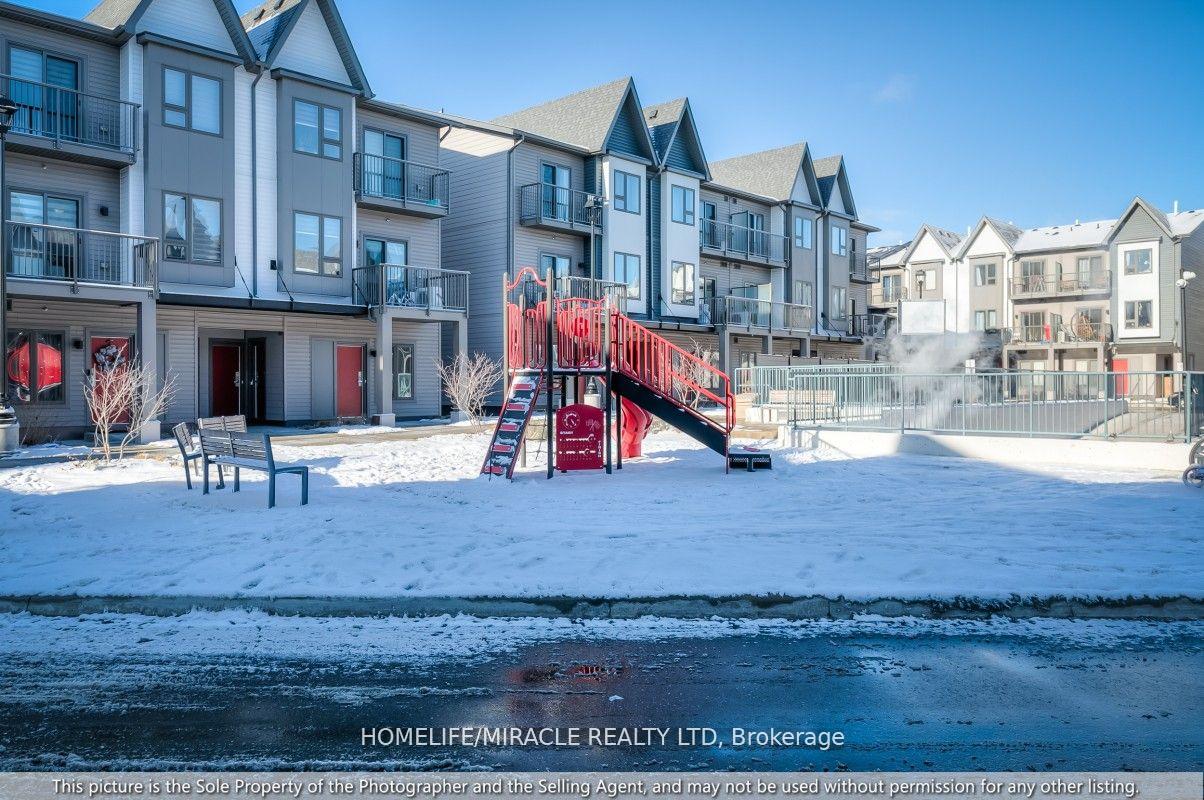 Photo 15 of Unit 301, 2635 William Jackson Drive, Pickering, Duffin Heights — HOMEH