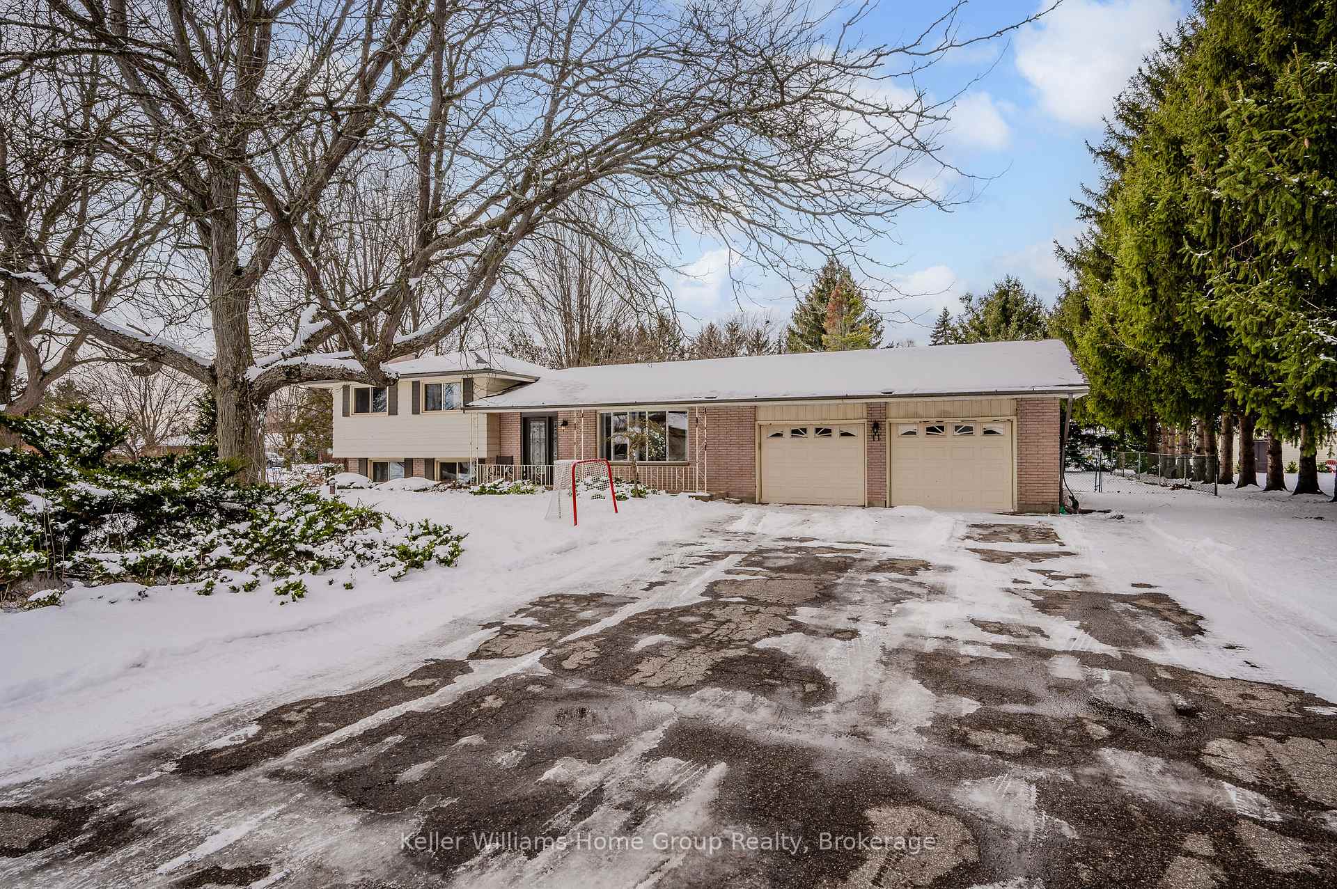 Photo 2 of 11 George Street, Brant, Burford — HOMEH