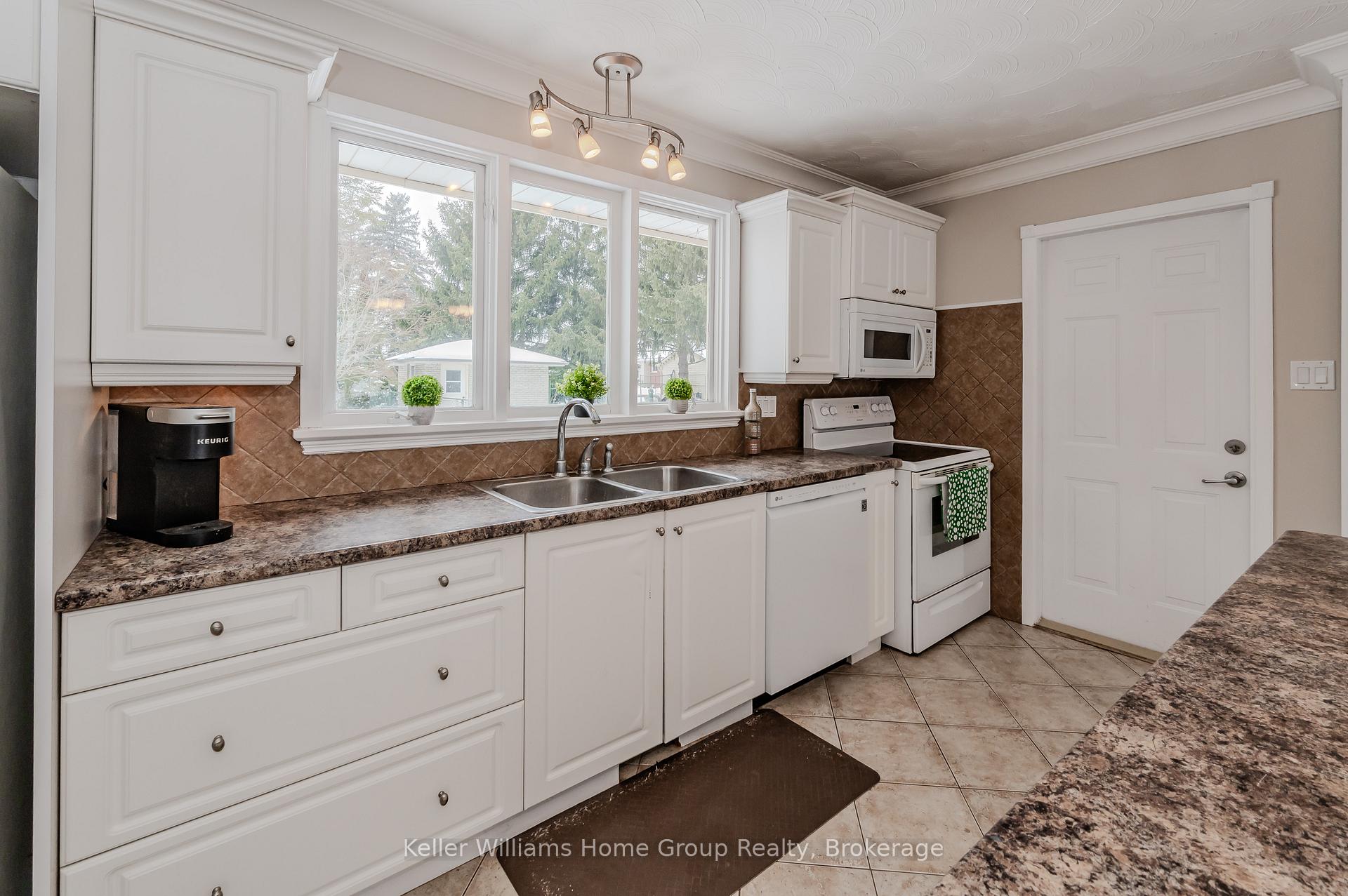 Photo 16 of 11 George Street, Brant, Burford — HOMEH