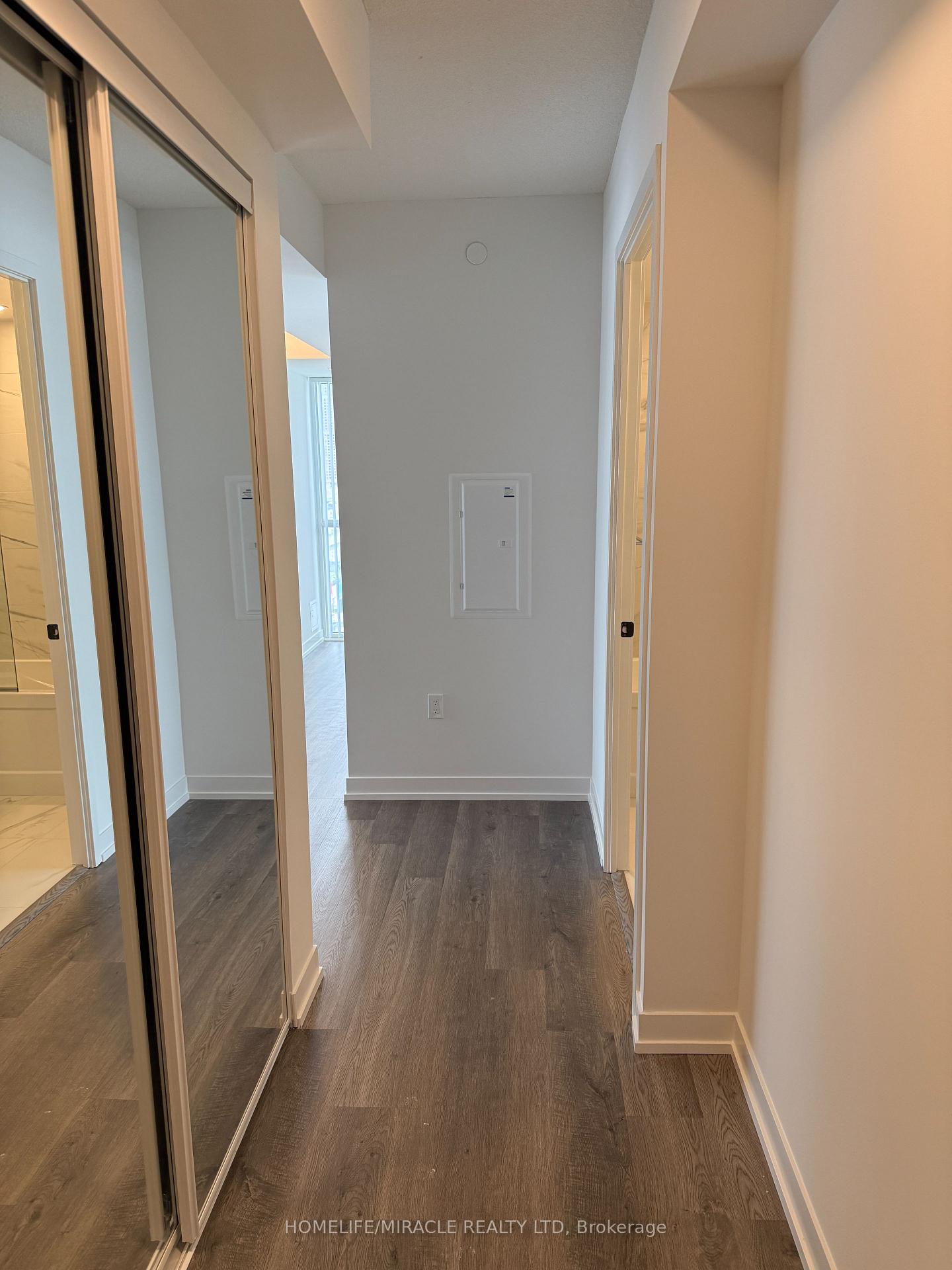 Photo 25 of Unit 915, 195 Commerce Street, Vaughan, Concord — HOMEH
