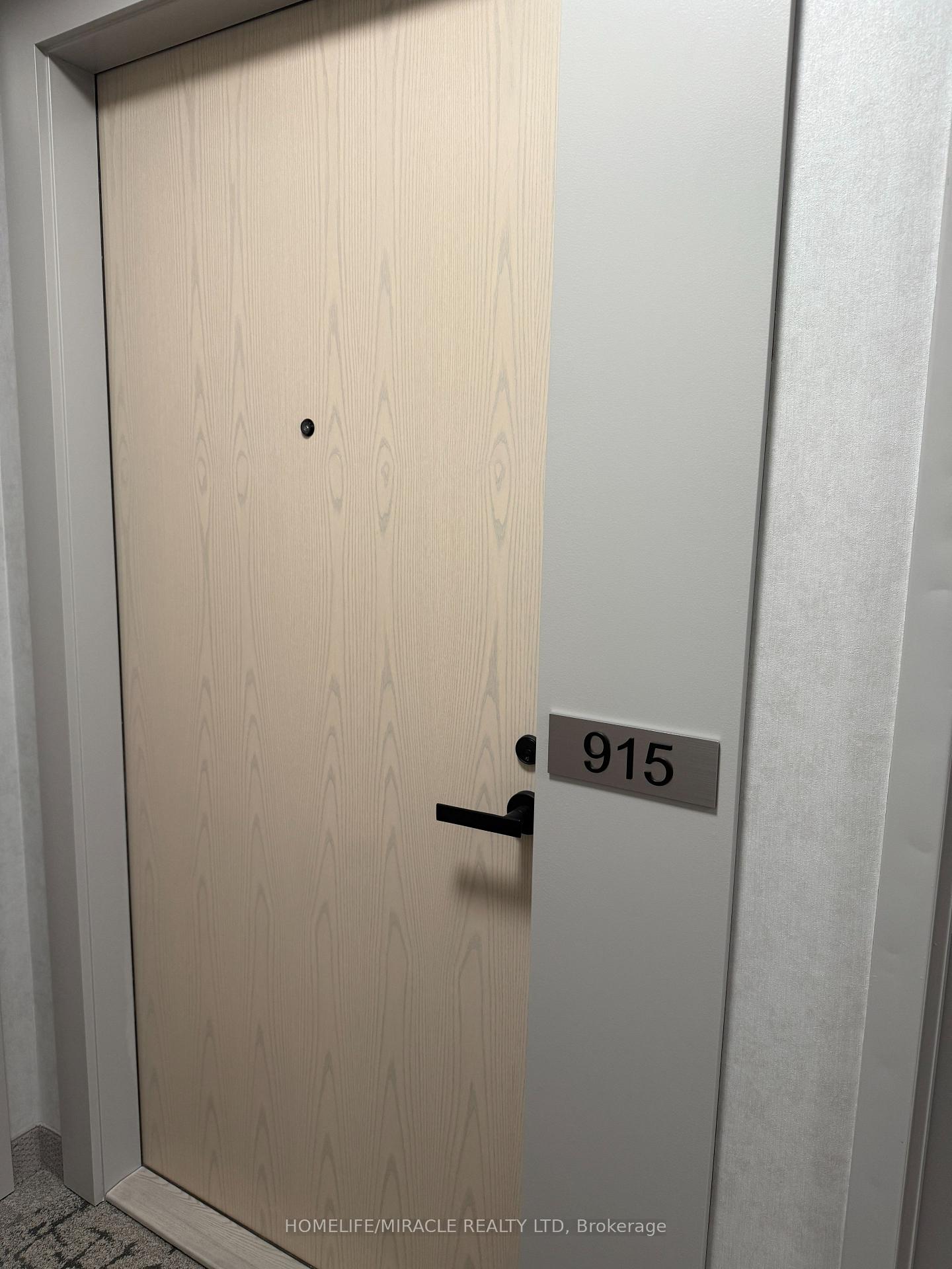 Photo 12 of Unit 915, 195 Commerce Street, Vaughan, Concord — HOMEH