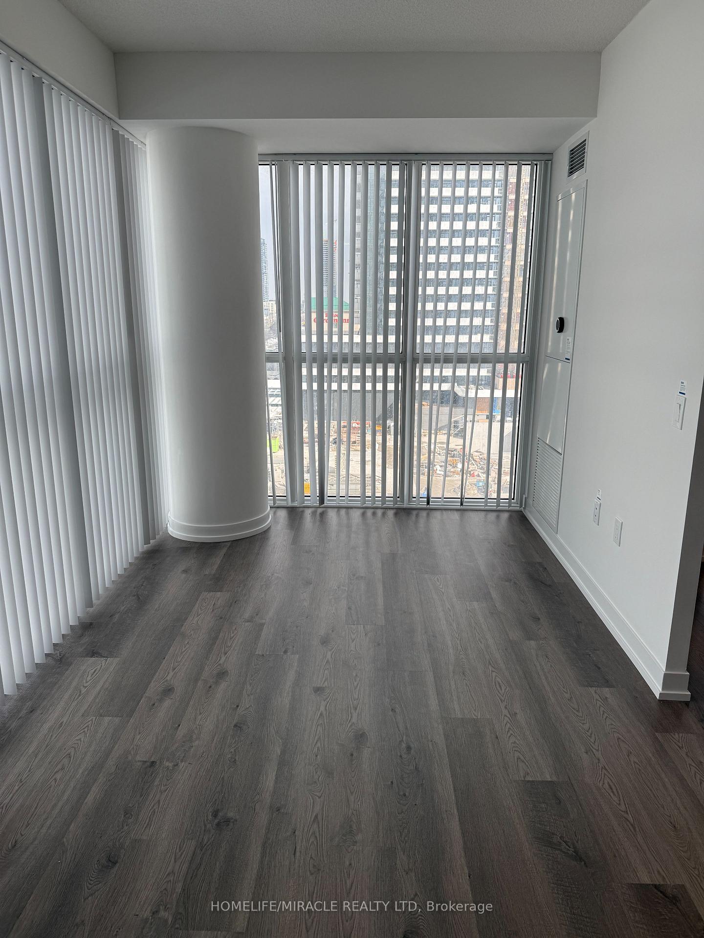 Photo 22 of Unit 915, 195 Commerce Street, Vaughan, Concord — HOMEH