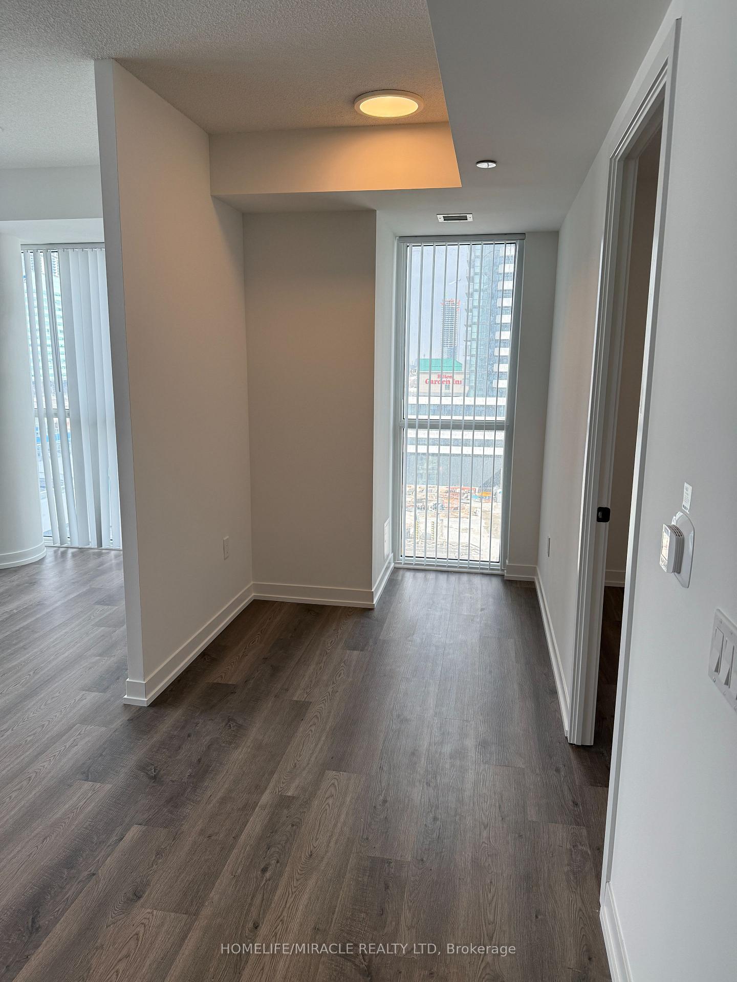 Photo 24 of Unit 915, 195 Commerce Street, Vaughan, Concord — HOMEH