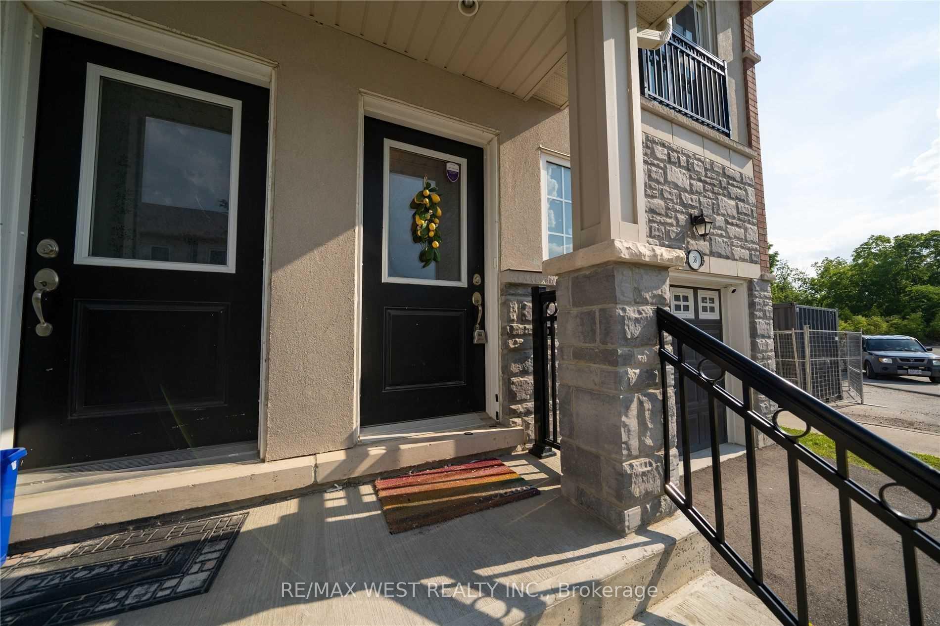 Photo 7 of 38 Prospect Way, Whitby, Pringle Creek — HOMEH