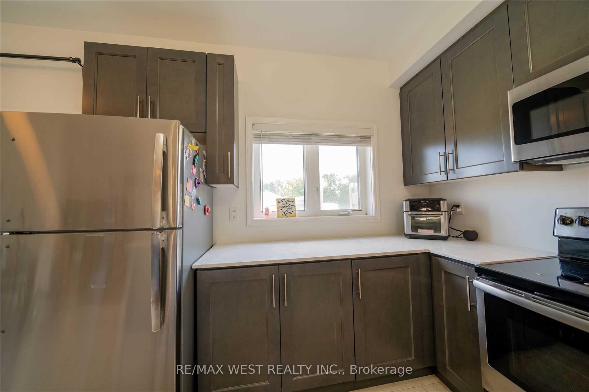 Photo 20 of 38 Prospect Way, Whitby, Pringle Creek — HOMEH