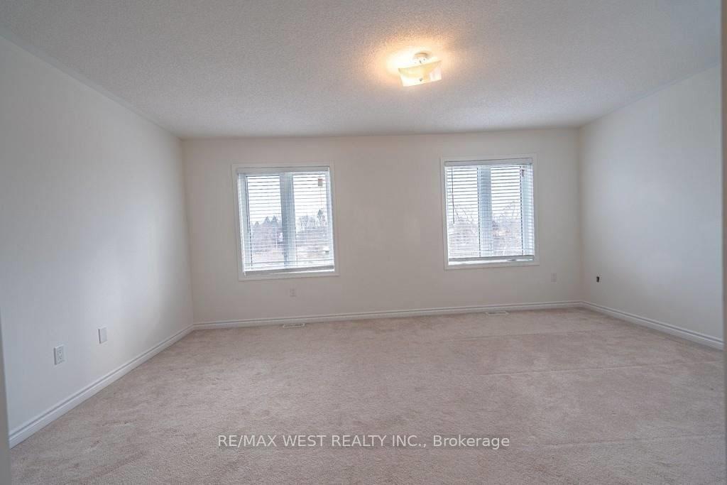 Photo 15 of 38 Prospect Way, Whitby, Pringle Creek — HOMEH