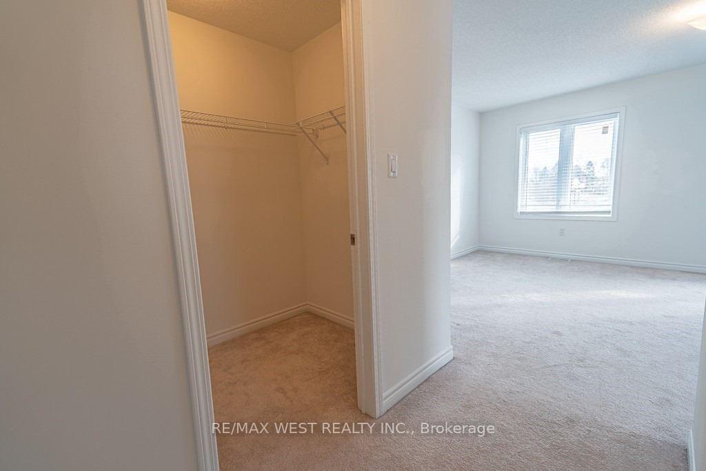 Photo 13 of 38 Prospect Way, Whitby, Pringle Creek — HOMEH