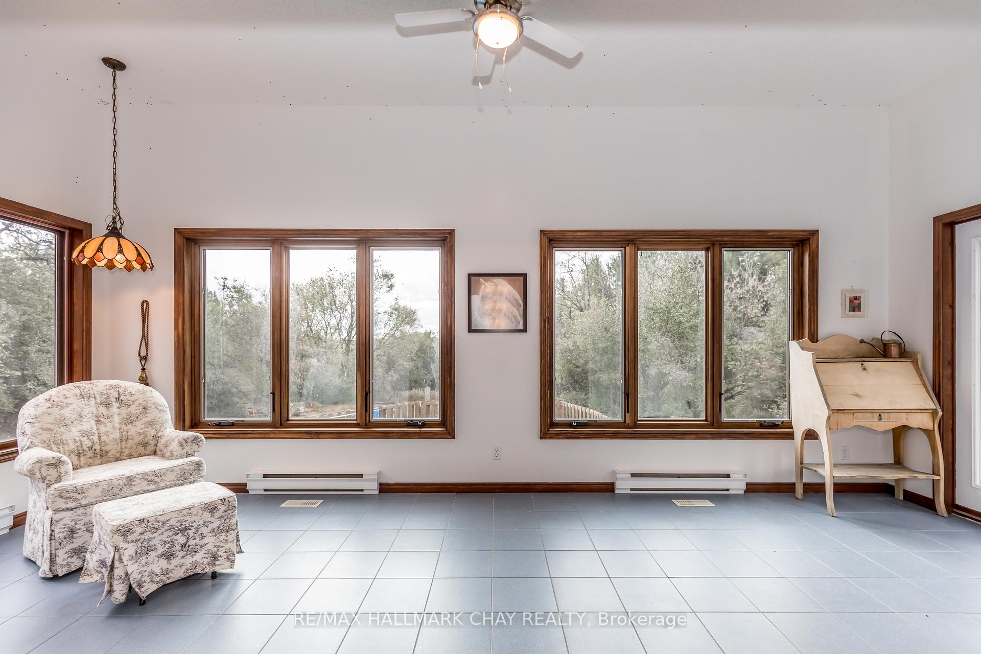 Photo 7 of 20385 Sideroad 18A, Brock, Cannington — HOMEH