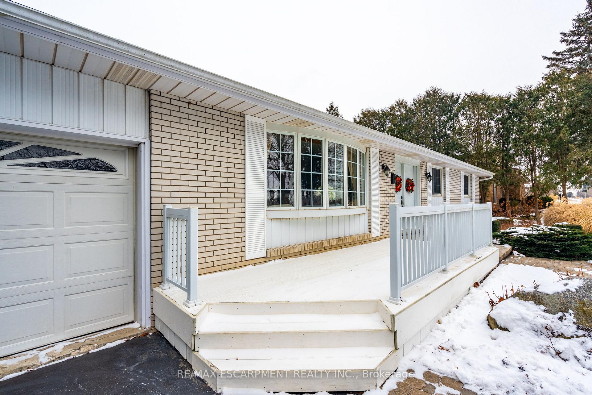 Photo 5 of 802 Millgrove Side Road, Hamilton, Waterdown — HOMEH