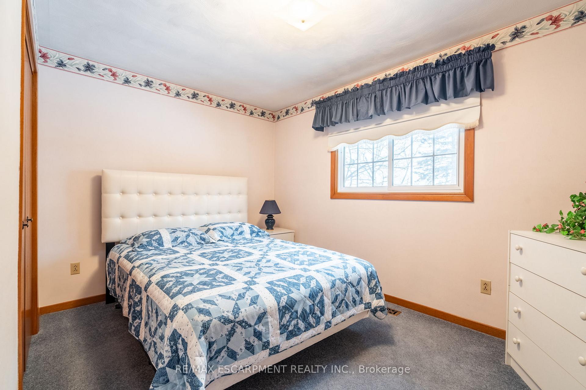 Photo 28 of 802 Millgrove Side Road, Hamilton, Waterdown — HOMEH