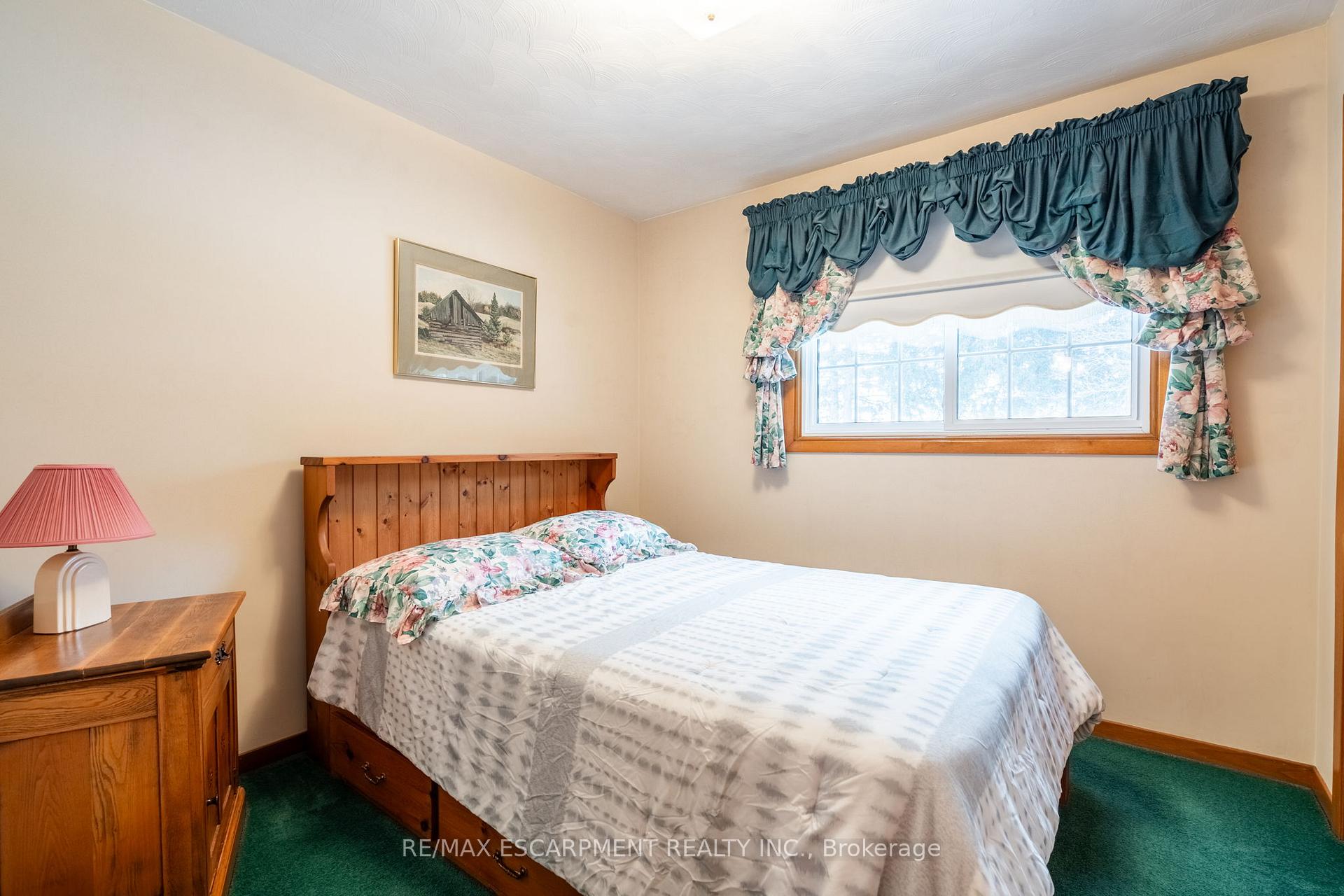 Photo 22 of 802 Millgrove Side Road, Hamilton, Waterdown — HOMEH