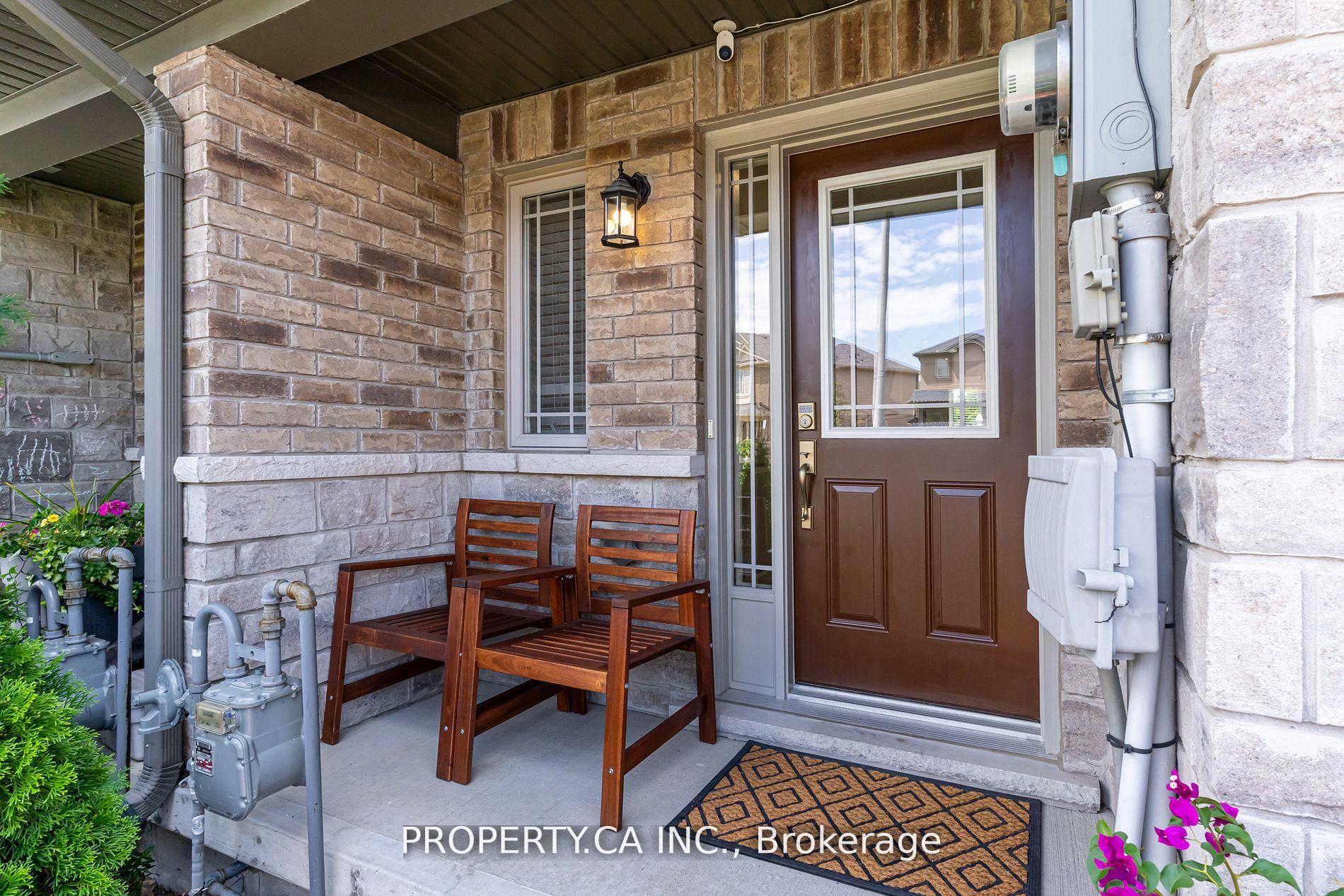 Photo 5 of 173 Westbank Trail, Hamilton, Stoney Creek — HOMEH