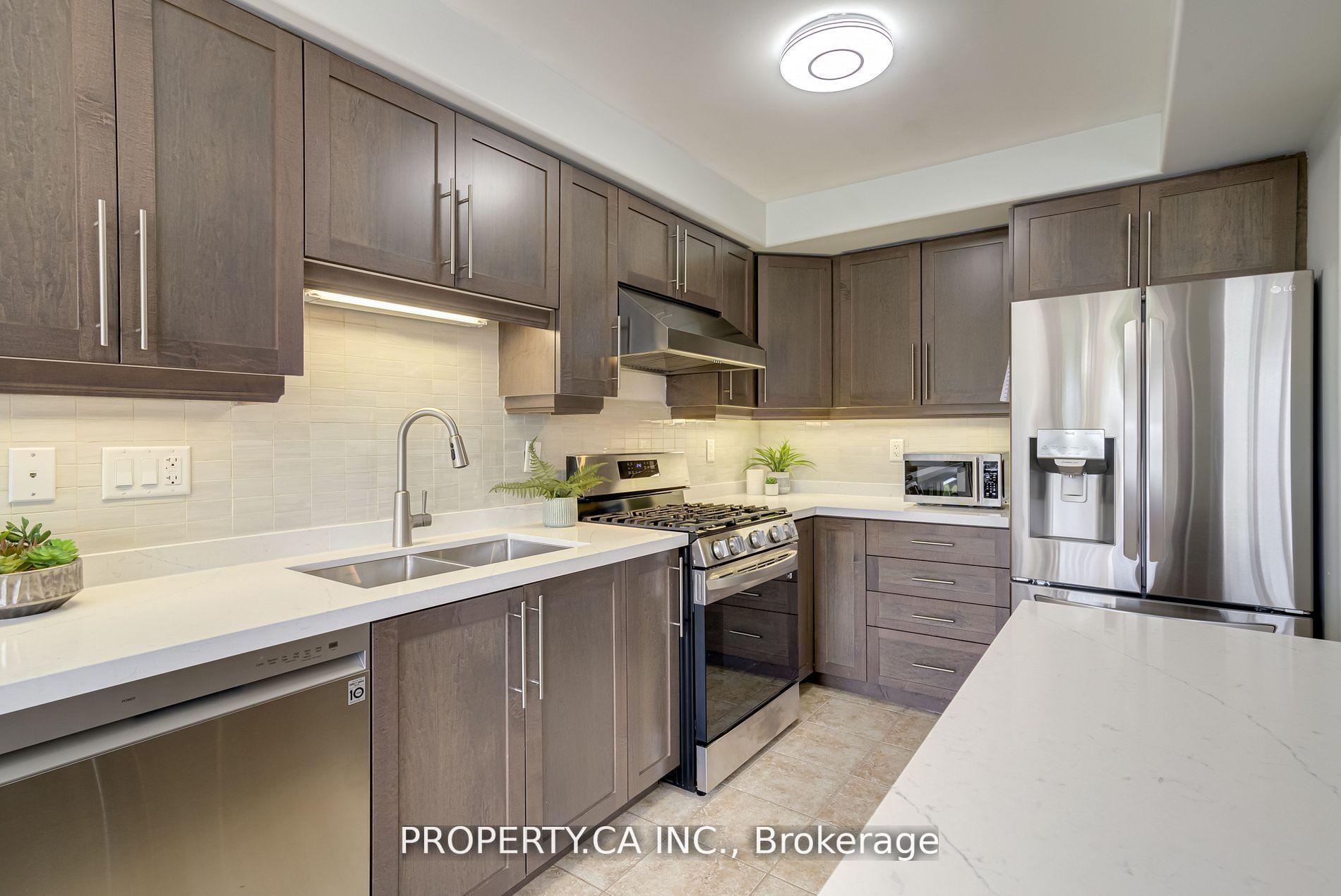 Photo 38 of 173 Westbank Trail, Hamilton, Stoney Creek — HOMEH