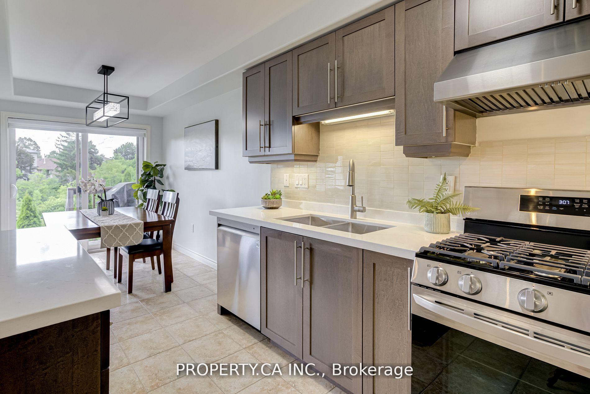 Photo 17 of 173 Westbank Trail, Hamilton, Stoney Creek — HOMEH