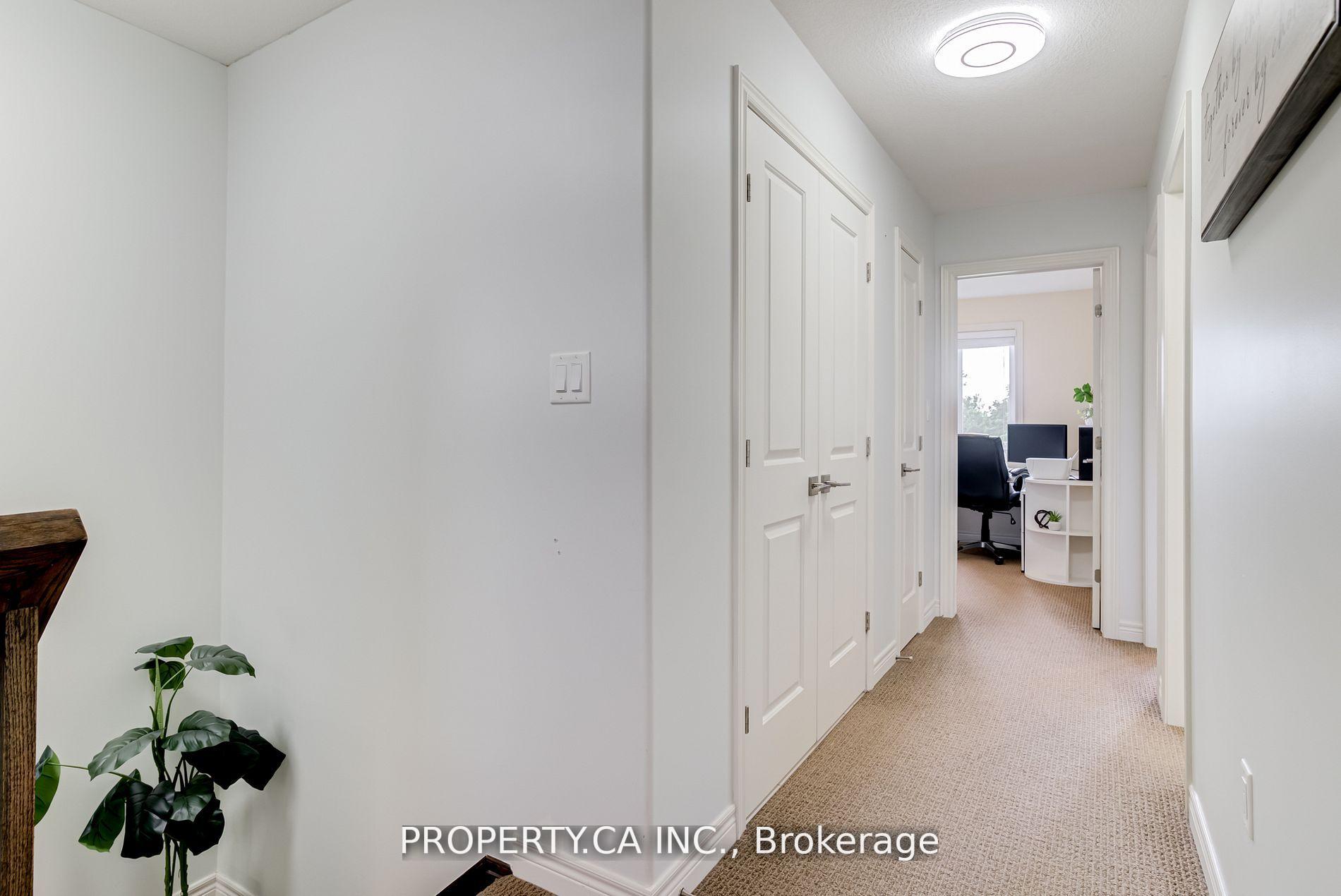 Photo 18 of 173 Westbank Trail, Hamilton, Stoney Creek — HOMEH