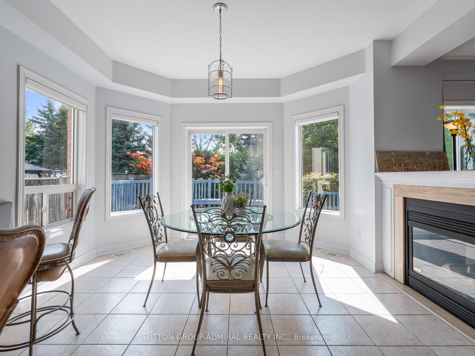 Photo 3 of 129 Sonoma Boulevard, Vaughan, Sonoma Heights — HOMEH