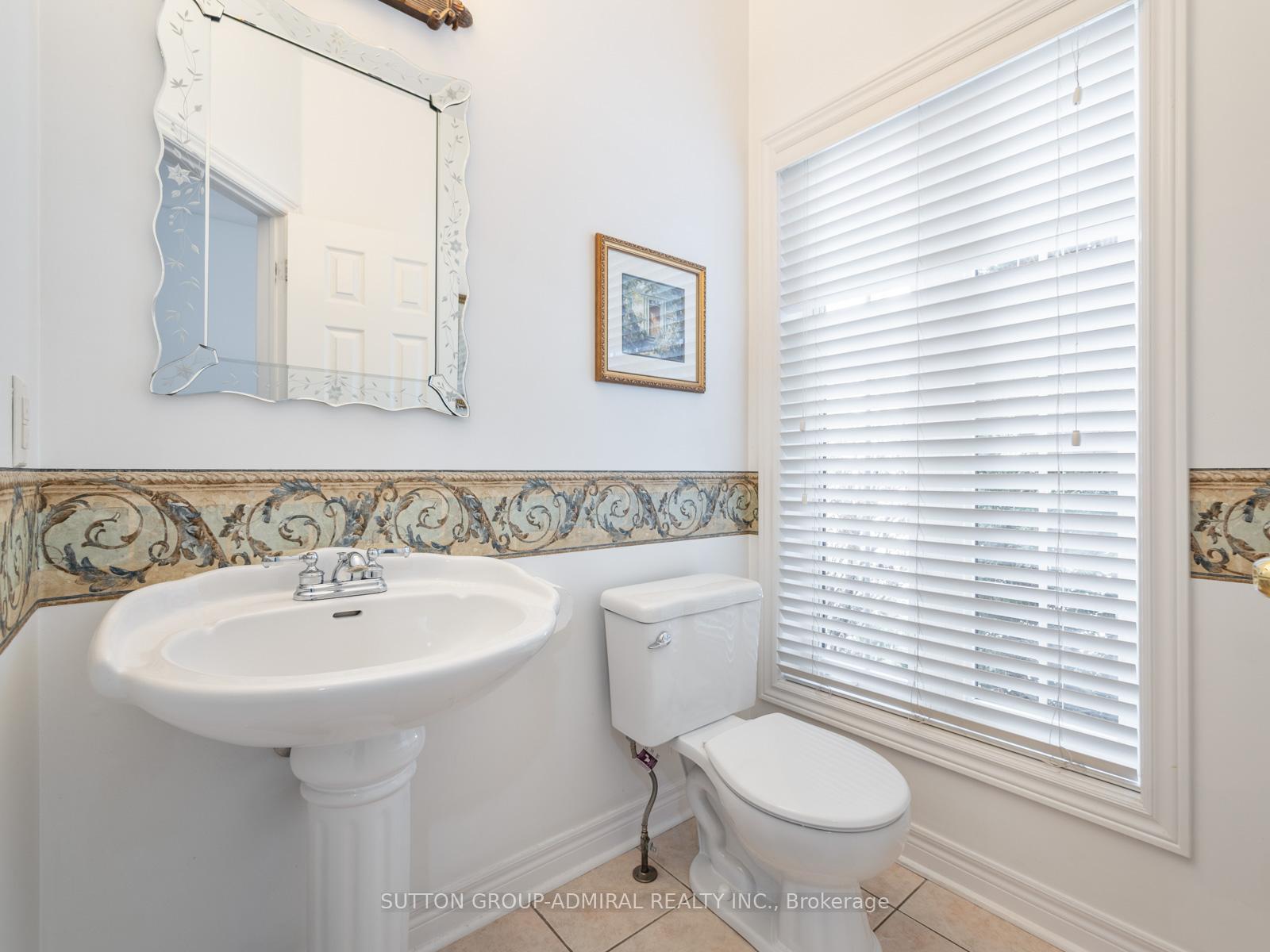 Photo 9 of 129 Sonoma Boulevard, Vaughan, Sonoma Heights — HOMEH