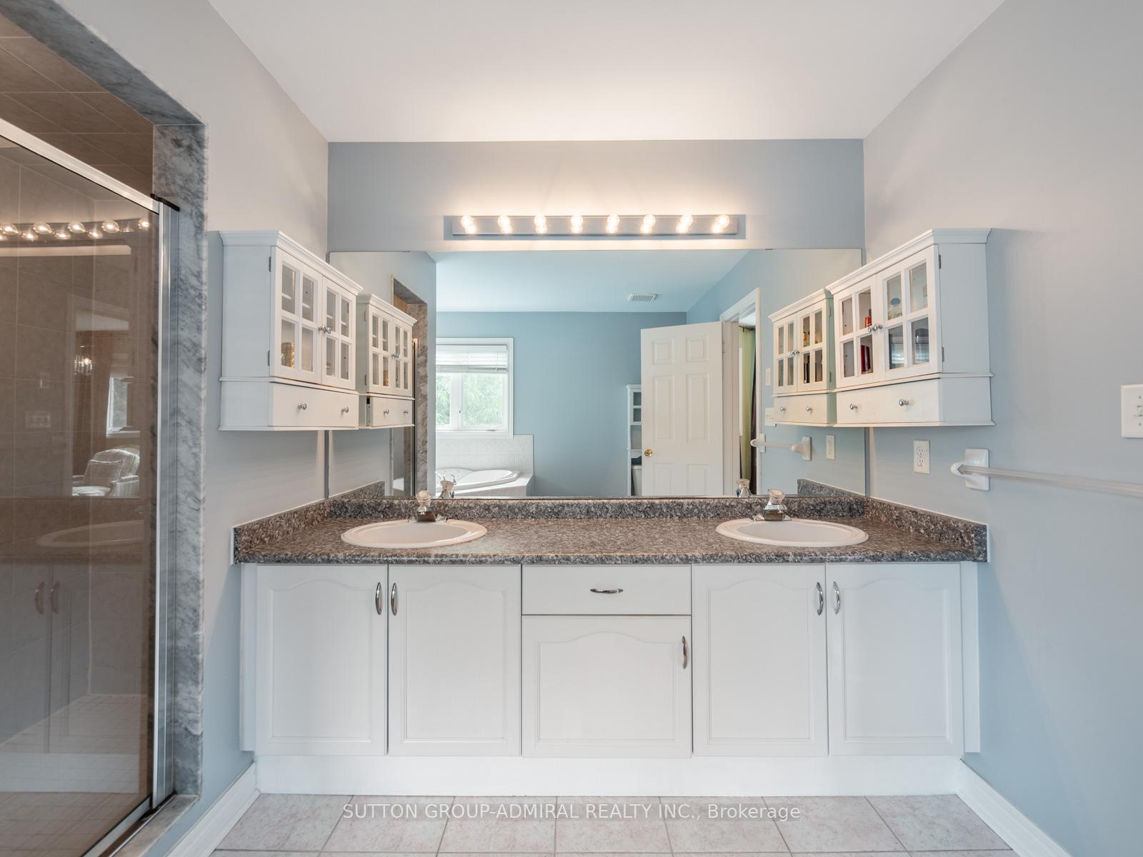 Photo 14 of 129 Sonoma Boulevard, Vaughan, Sonoma Heights — HOMEH