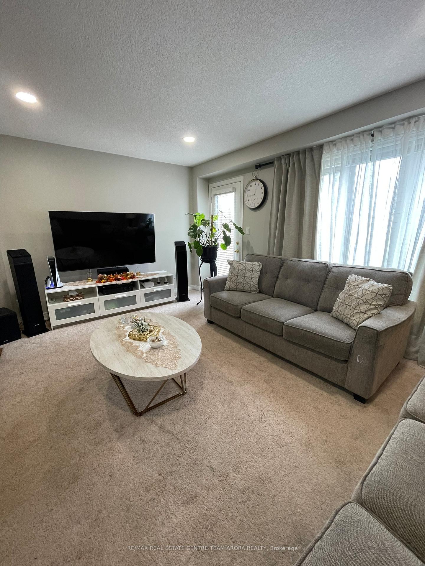 Photo 3 of 216 Burlington Street E, Hamilton, North End — HOMEH
