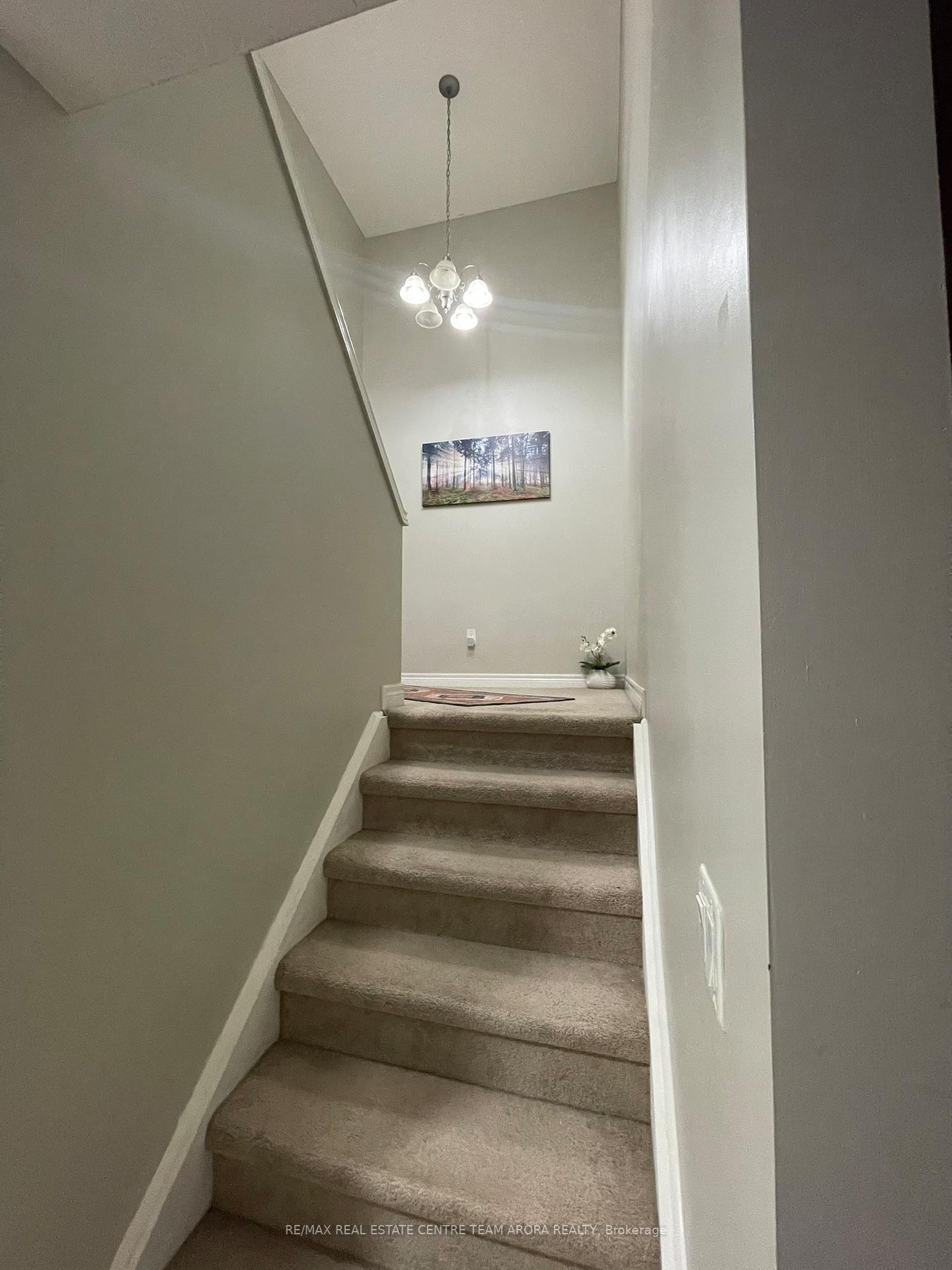 Photo 4 of 216 Burlington Street E, Hamilton, North End — HOMEH