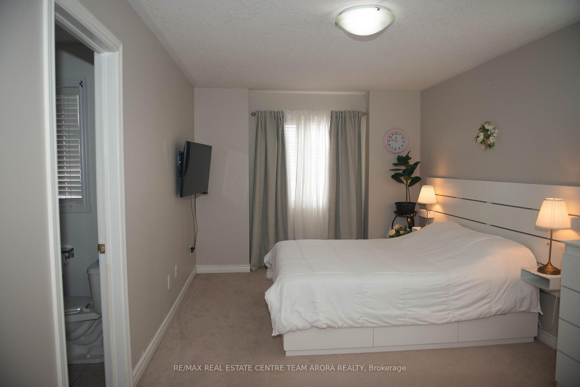 Photo 6 of 216 Burlington Street E, Hamilton, North End — HOMEH