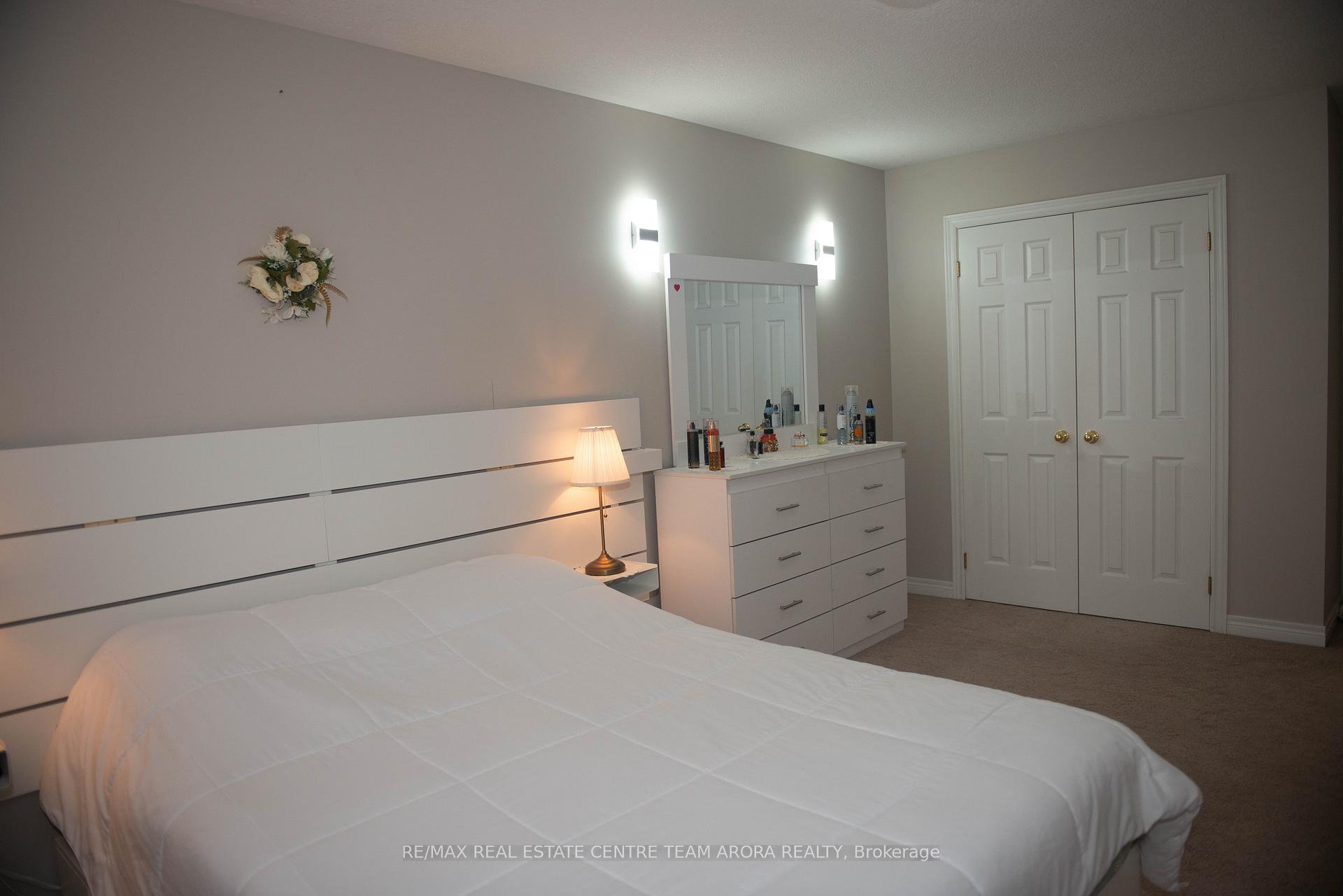 Photo 18 of 216 Burlington Street E, Hamilton, North End — HOMEH