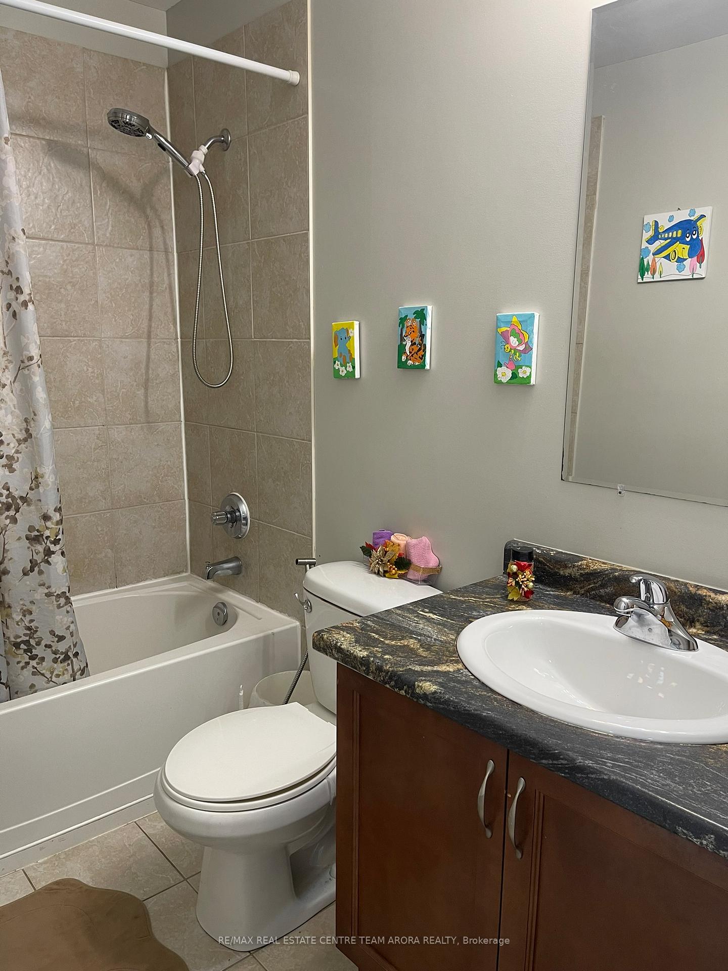 Photo 22 of 216 Burlington Street E, Hamilton, North End — HOMEH