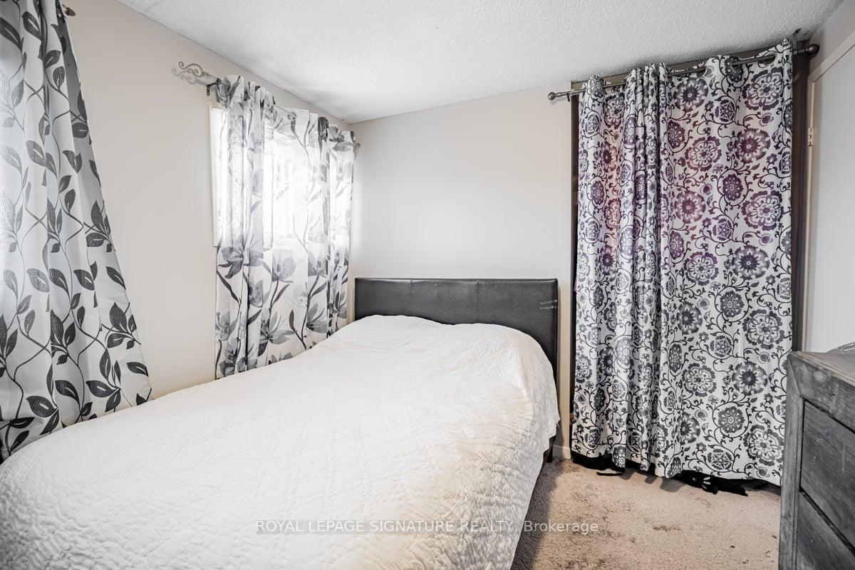 Photo 12 of 2103 Theoden Court, Pickering, Brock Ridge — HOMEH