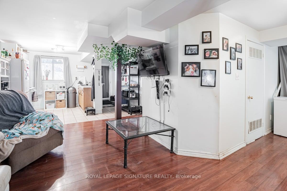 Photo 10 of 2103 Theoden Court, Pickering, Brock Ridge — HOMEH