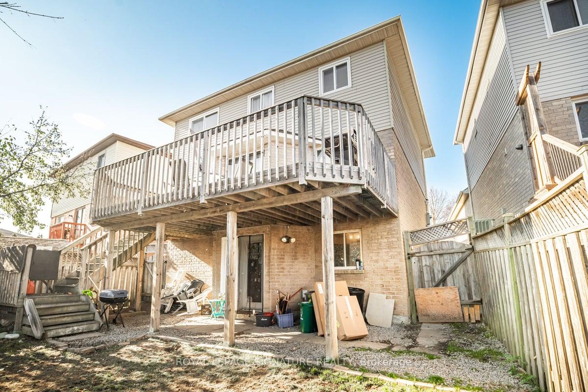 Photo 14 of 2103 Theoden Court, Pickering, Brock Ridge — HOMEH