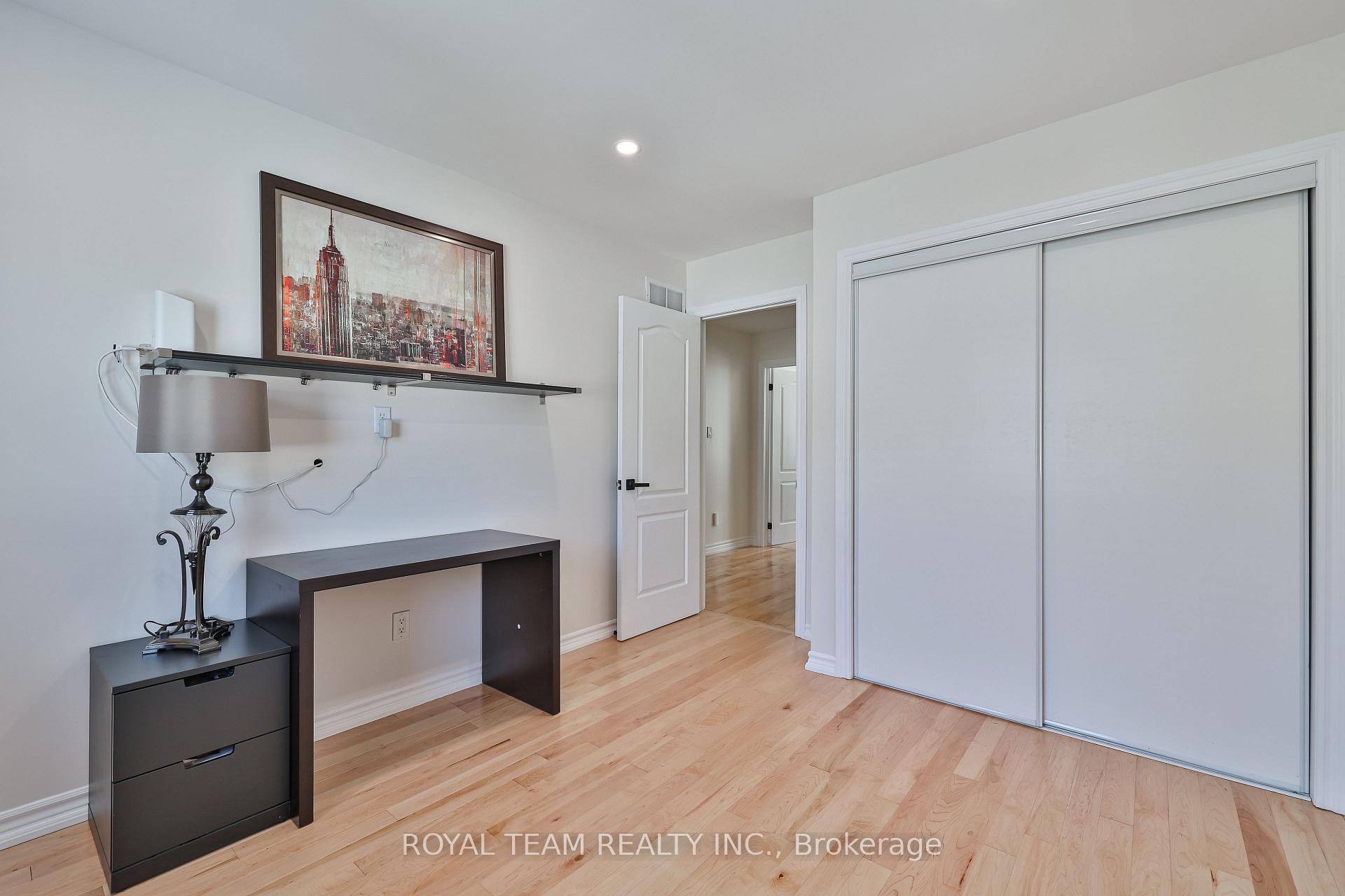 Photo 24 of 60 Matthew Boyd Crescent, Newmarket, Woodland Hill — HOMEH