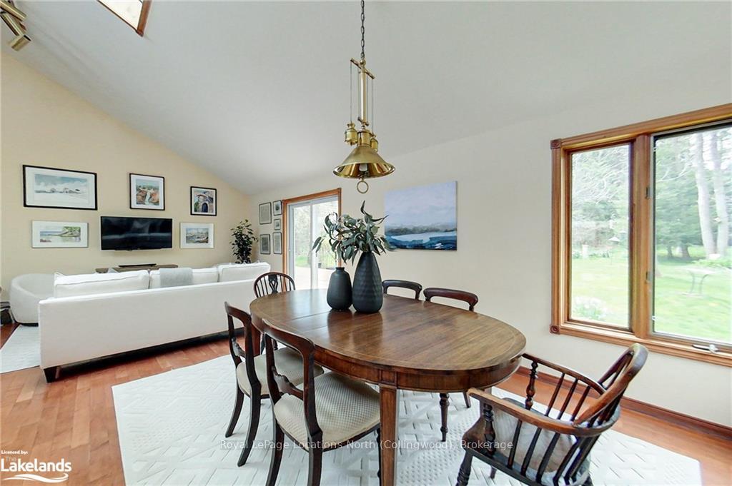 Photo 12 of 14 Slalom Gate Road, Collingwood — HOMEH