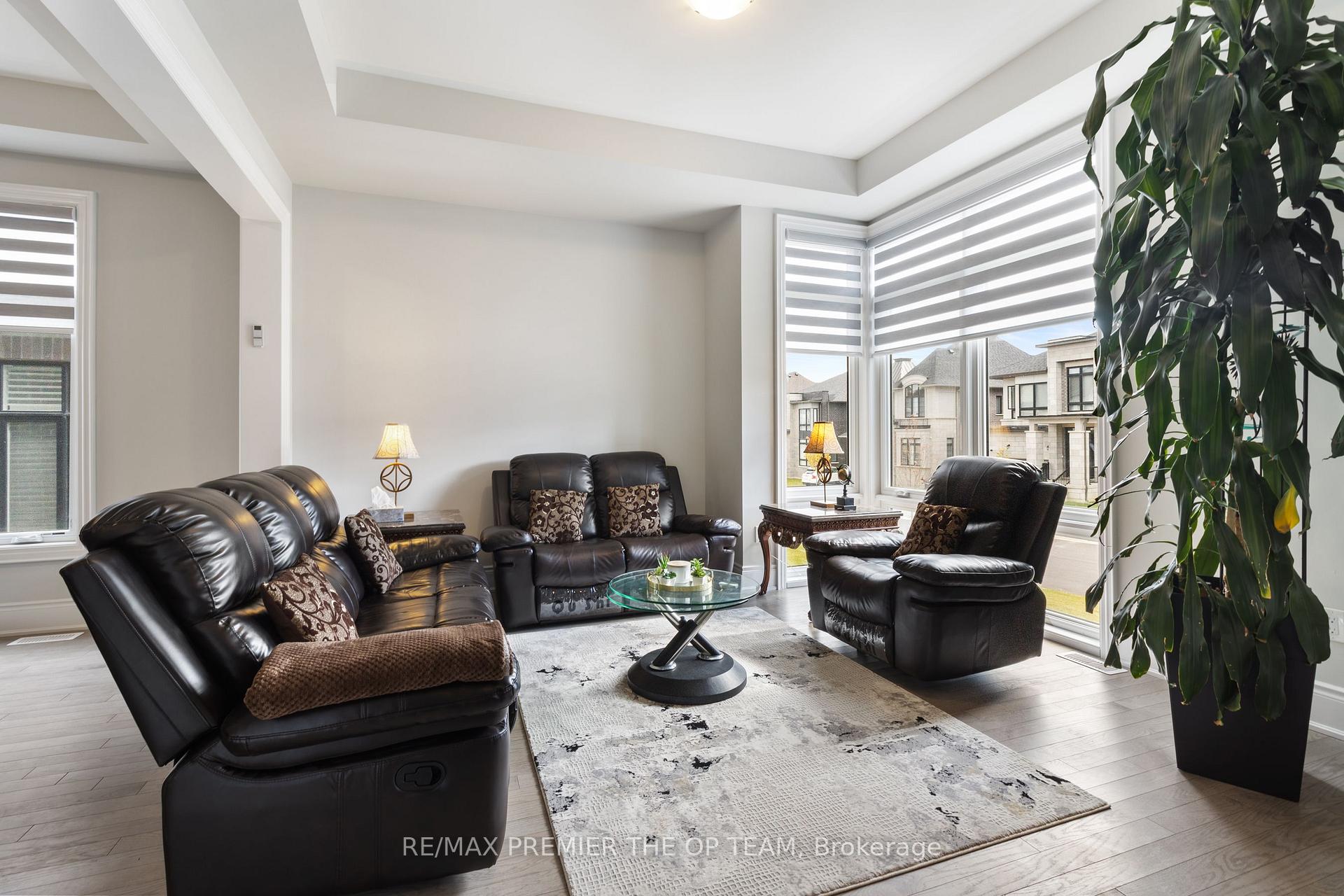 Photo 11 of 66 Broad Way, King, Nobleton — HOMEH