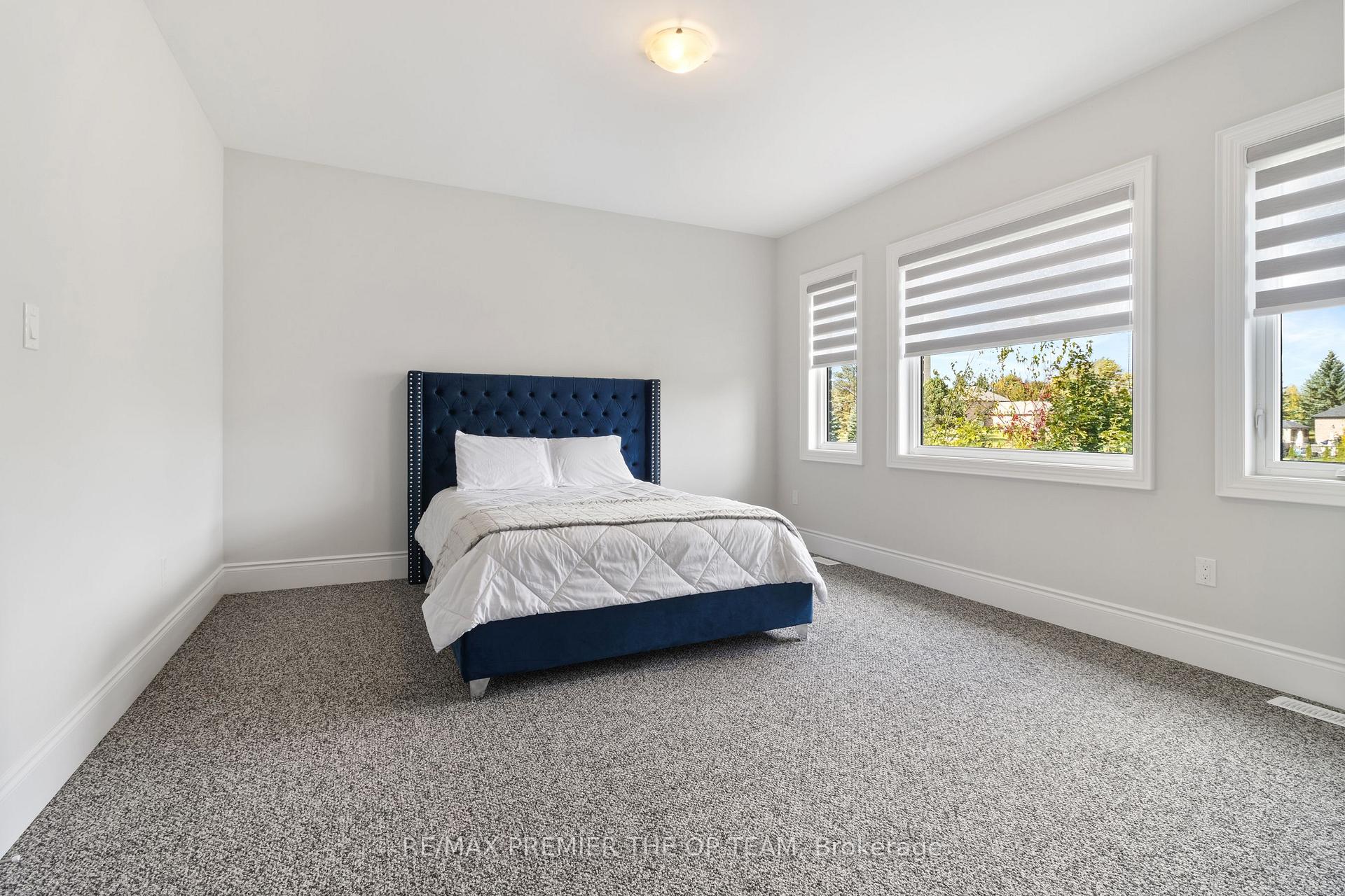 Photo 22 of 66 Broad Way, King, Nobleton — HOMEH