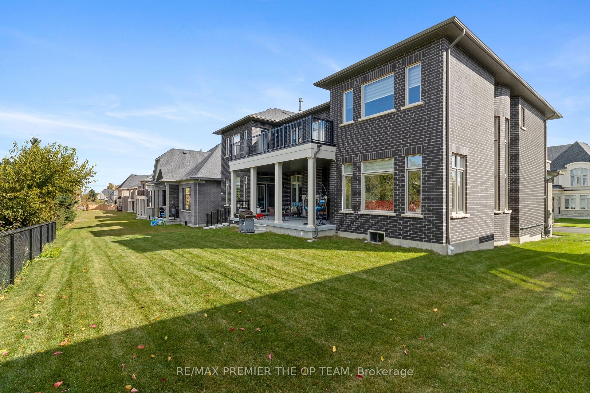 Photo 30 of 66 Broad Way, King, Nobleton — HOMEH